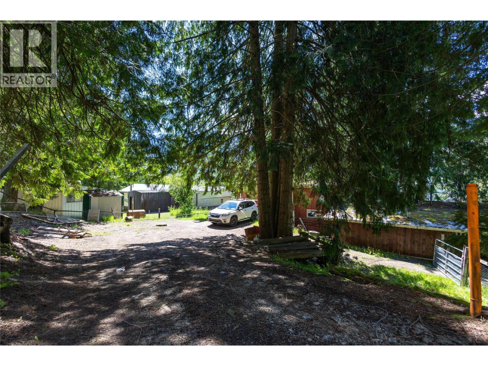 6728 3a Highway, Nelson, British Columbia  V1L 6S2 - Photo 70 - 10387939
