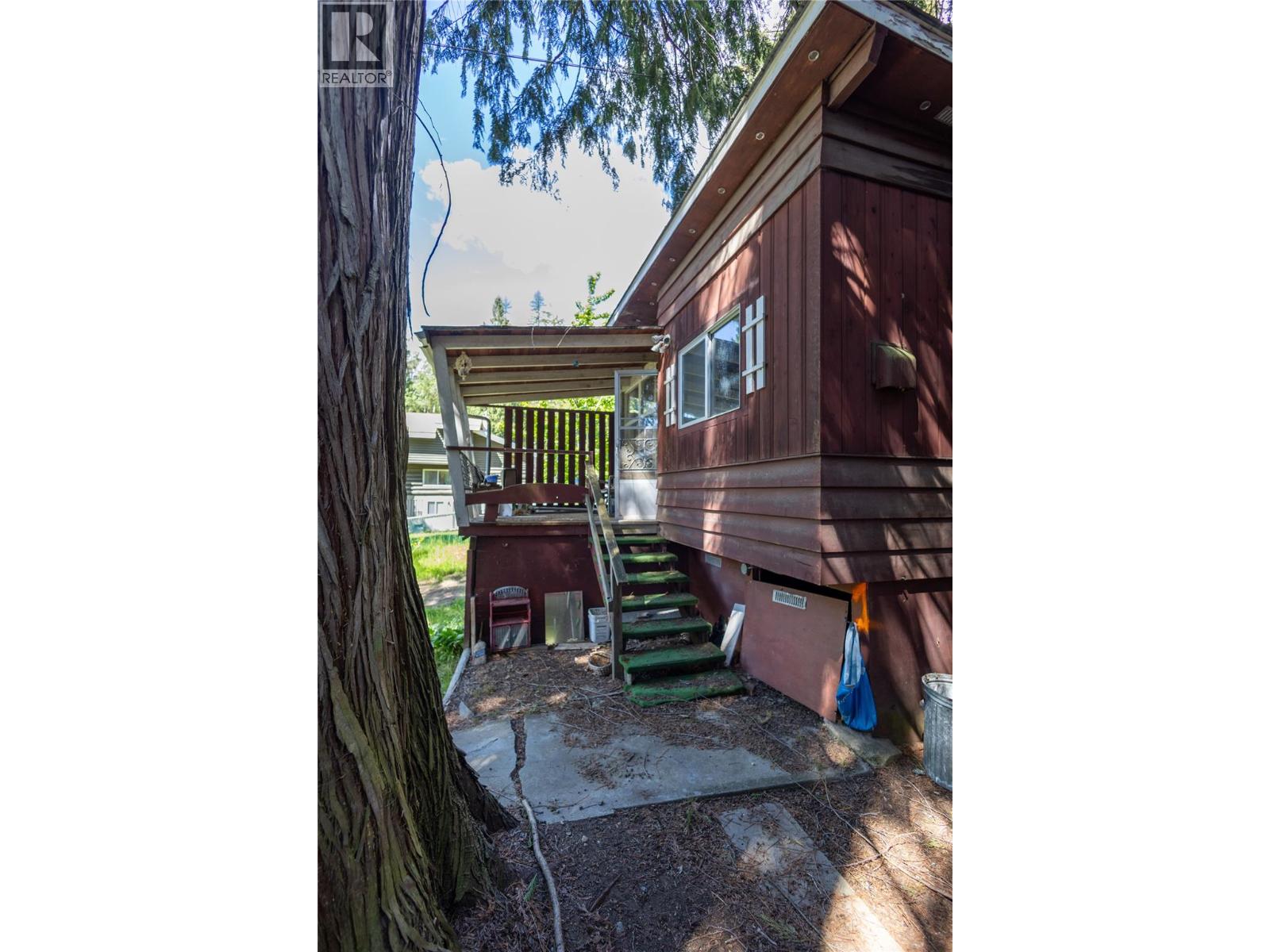 6728 3a Highway, Nelson, British Columbia  V1L 6S2 - Photo 75 - 10387939