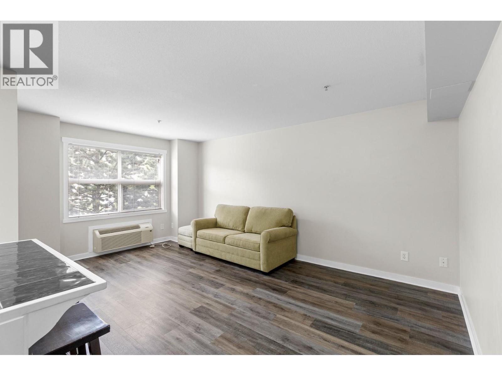 1475 Glenmore Road N Unit# 105a, Kelowna, British Columbia  V1V 2C5 - Photo 2 - 10387927