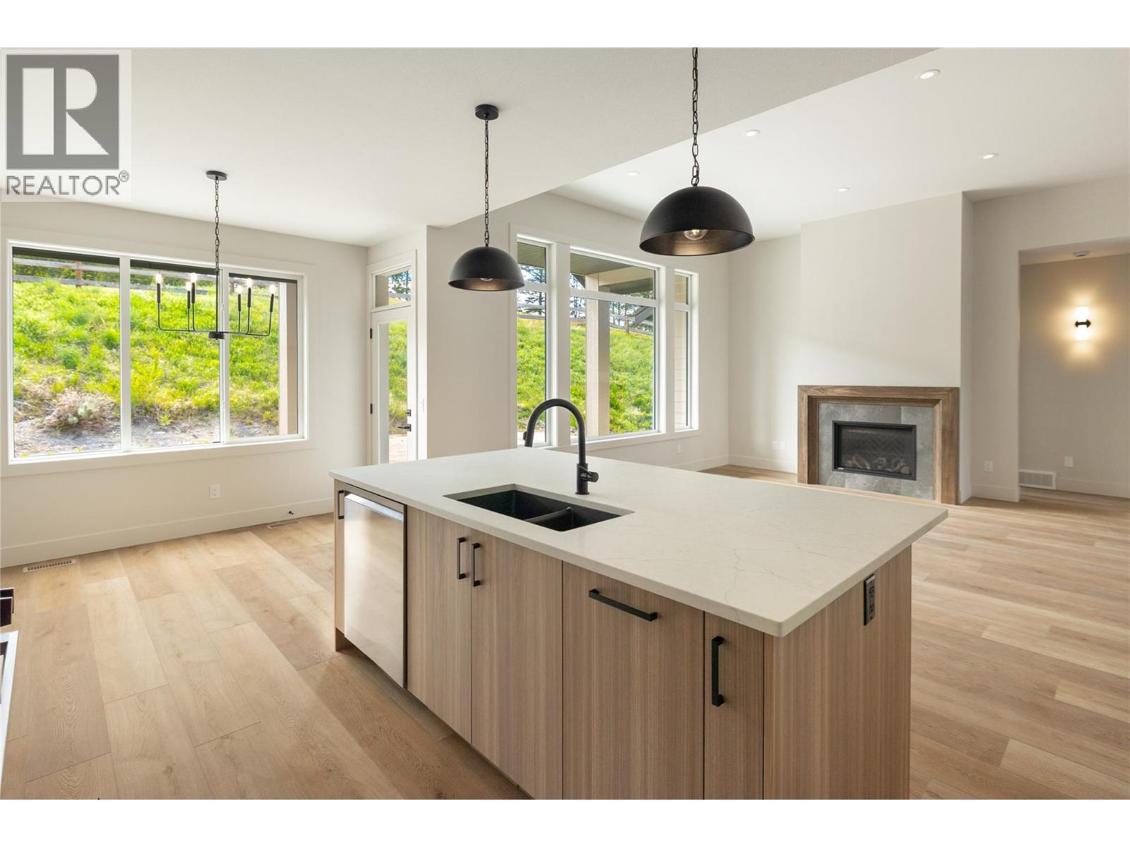 2125 Montenegro Drive, Kelowna, British Columbia  V1P 0B2 - Photo 13 - 10387399