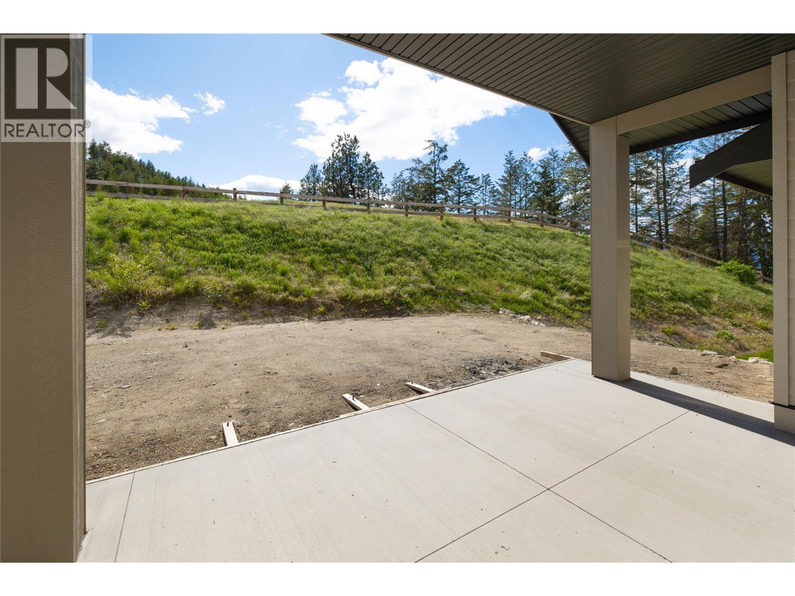 2125 Montenegro Drive, Kelowna, British Columbia  V1P 0B2 - Photo 17 - 10387399
