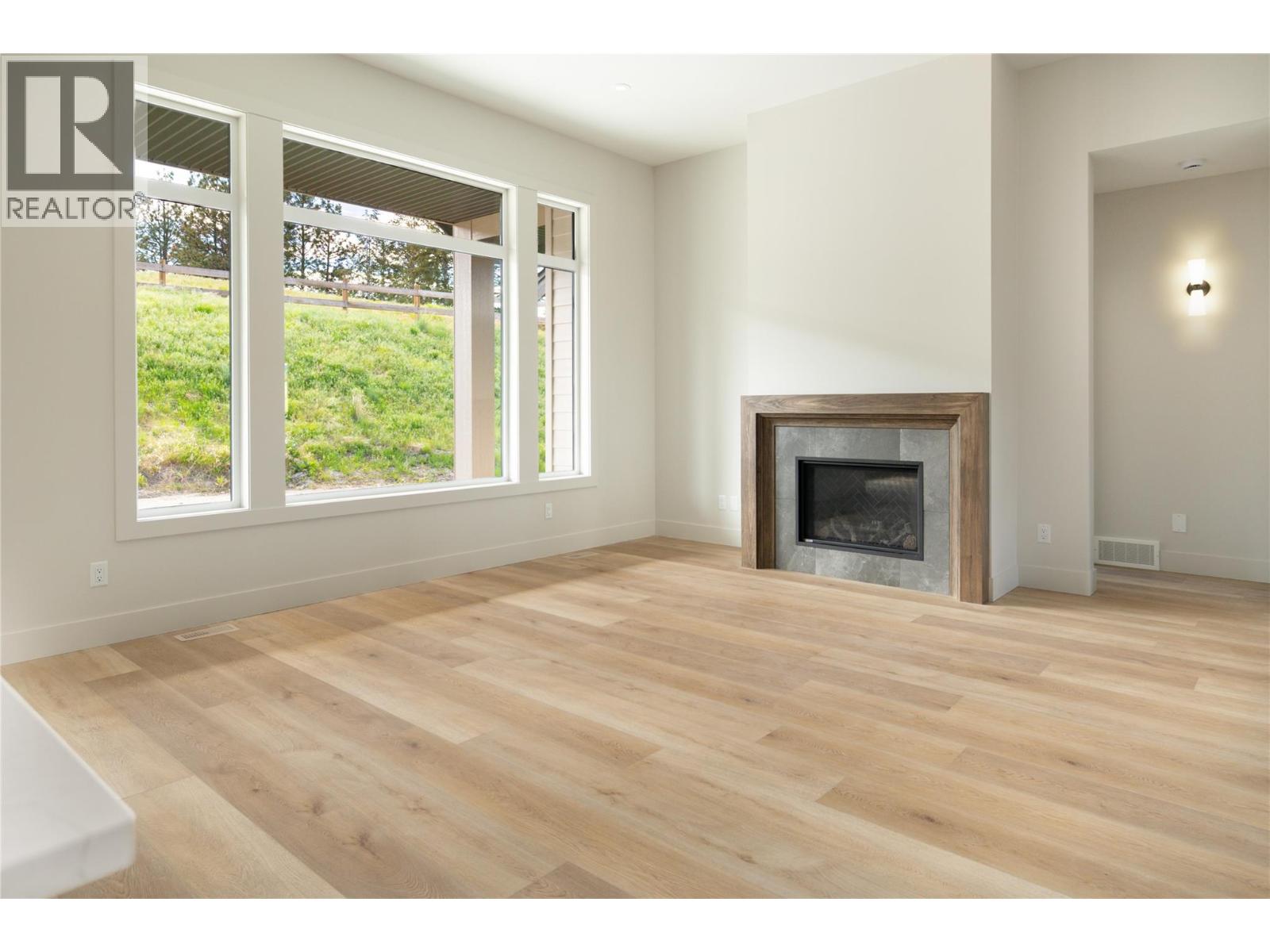 2125 Montenegro Drive, Kelowna, British Columbia  V1P 0B2 - Photo 22 - 10387399