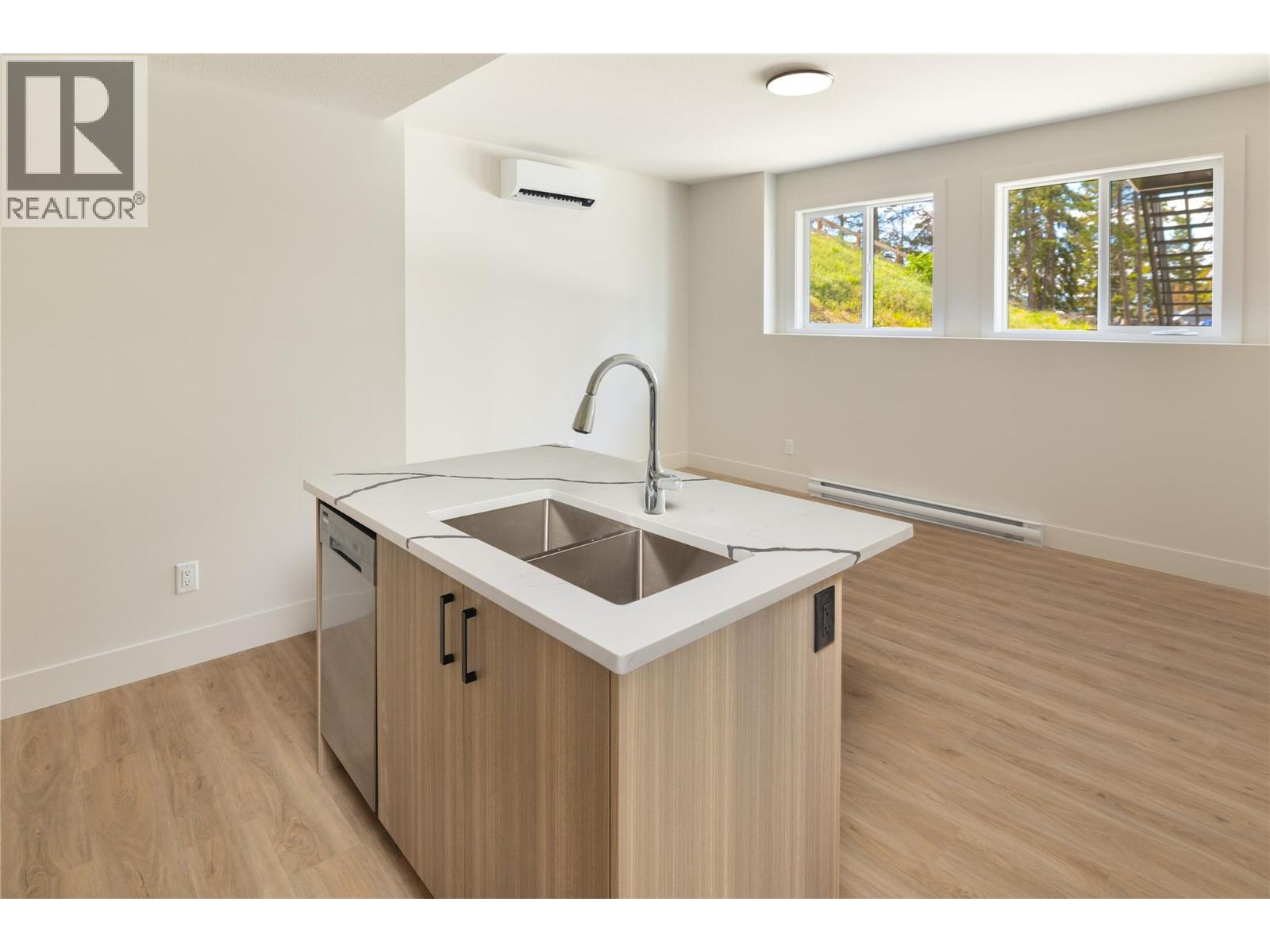 2125 Montenegro Drive, Kelowna, British Columbia  V1P 0B2 - Photo 38 - 10387399
