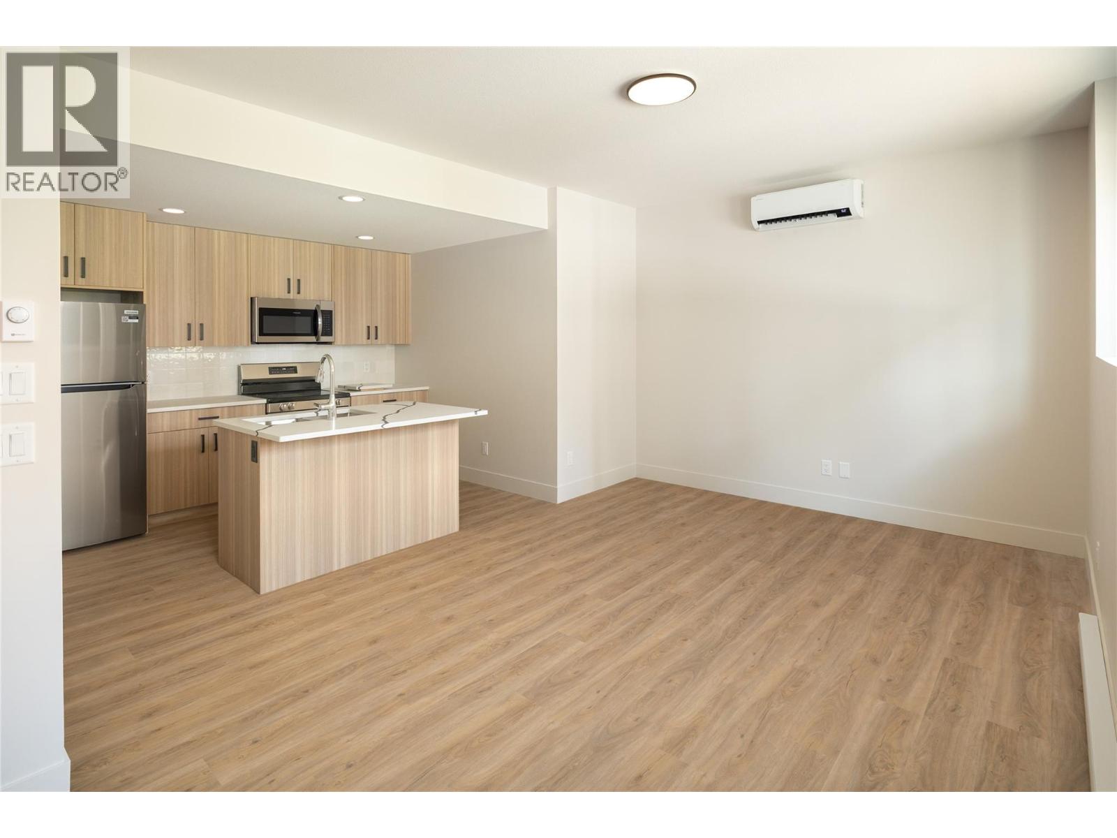 2125 Montenegro Drive, Kelowna, British Columbia  V1P 0B2 - Photo 39 - 10387399