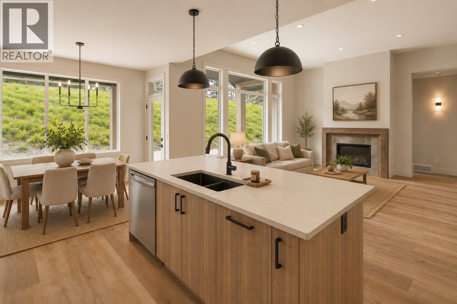 2125 Montenegro Drive, Kelowna, British Columbia  V1P 0B2 - Photo 4 - 10387399