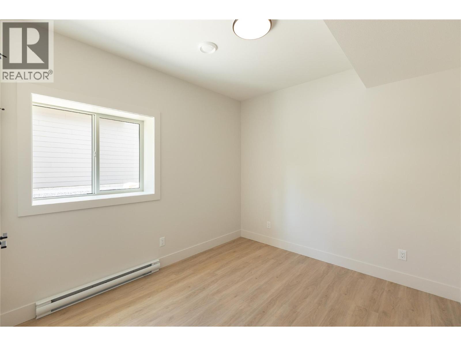 2125 Montenegro Drive, Kelowna, British Columbia  V1P 0B2 - Photo 42 - 10387399