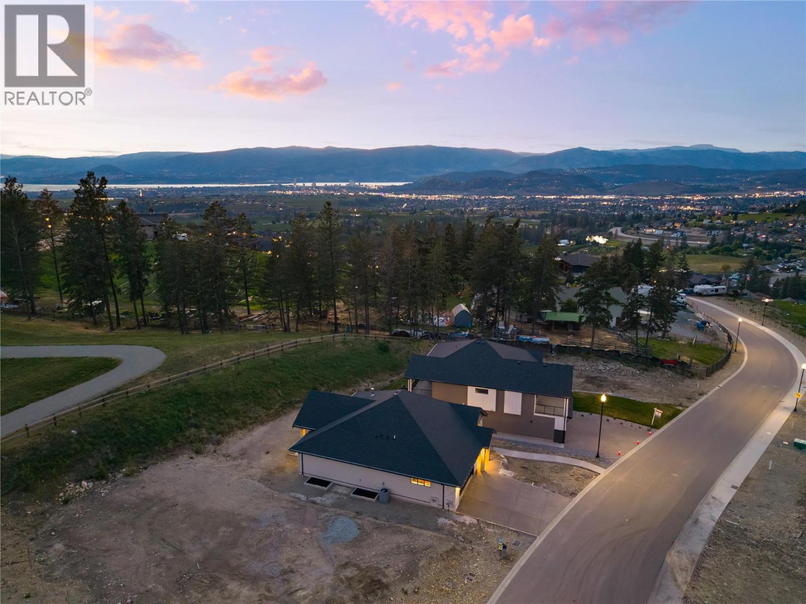 2125 Montenegro Drive, Kelowna, British Columbia  V1P 0B2 - Photo 57 - 10387399