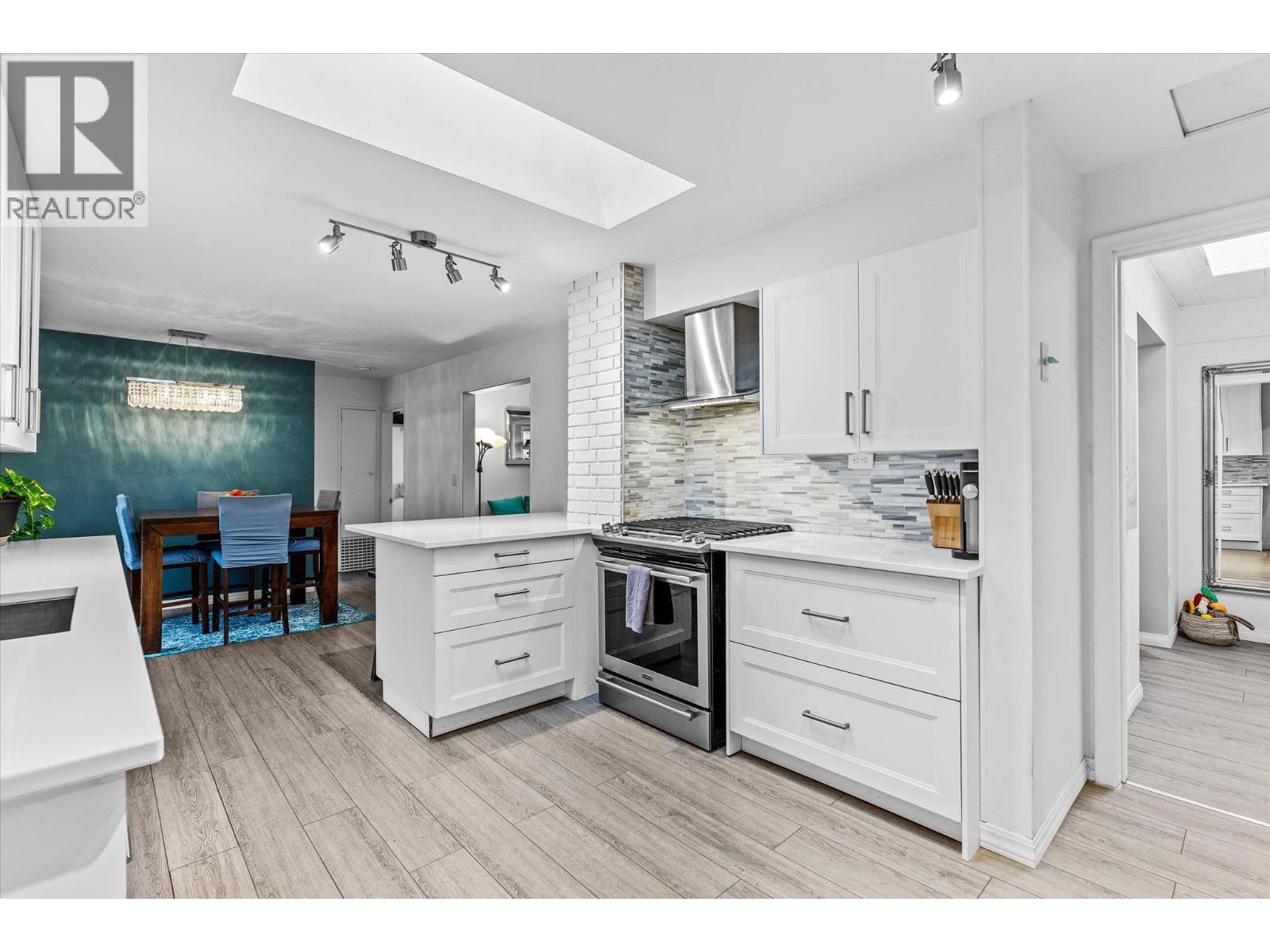 13614 Spencer Avenue, Summerland, British Columbia  V0H 1Z0 - Photo 11 - 10388024