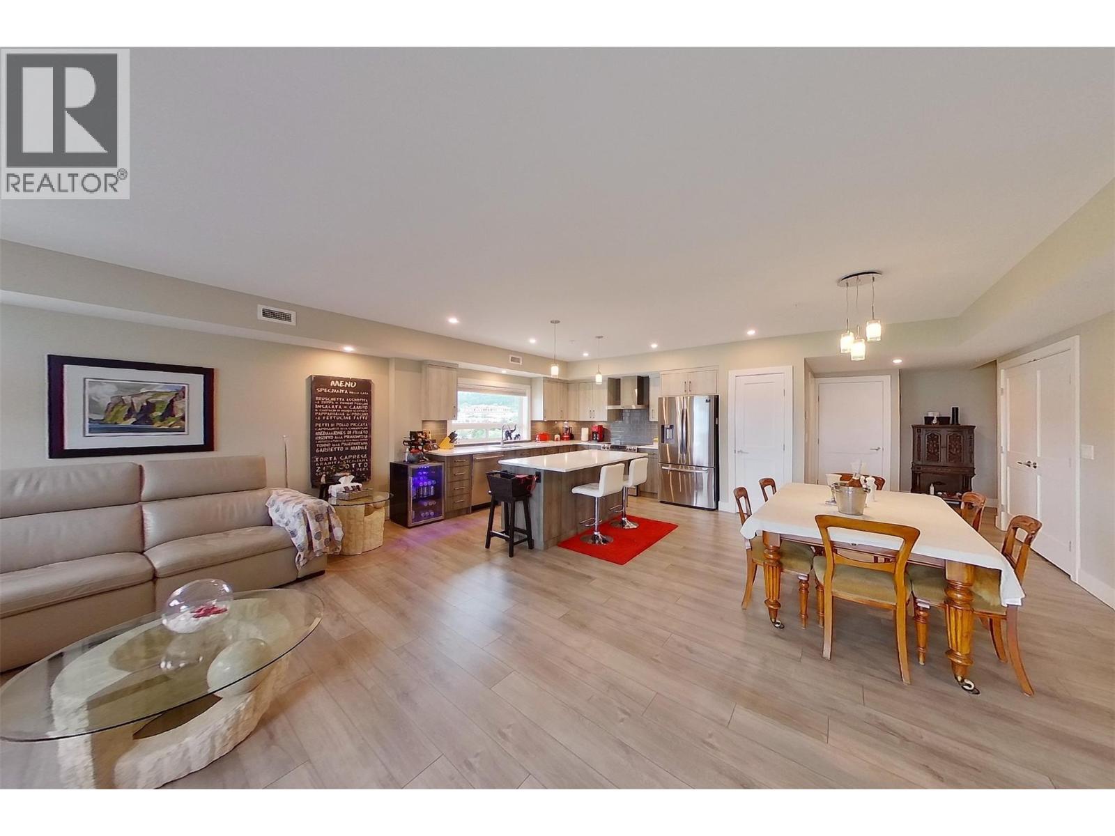 131 Harbourfront Drive Ne Unit# 503, Salmon Arm, British Columbia  V1E 0G4 - Photo 16 - 10388263