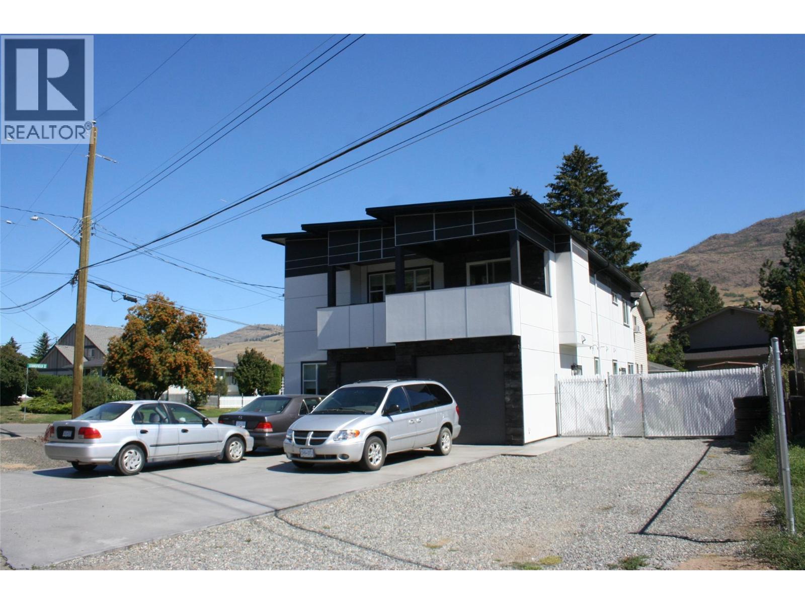 651/653 Stansfield Road, Kamloops, British Columbia  V2B 6M2 - Photo 2 - 10386040