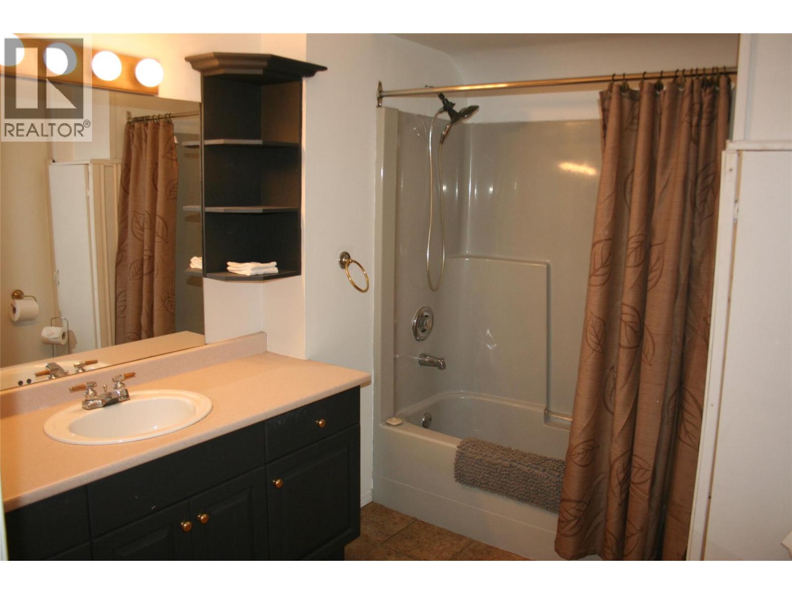651/653 Stansfield Road, Kamloops, British Columbia  V2B 6M2 - Photo 34 - 10386040