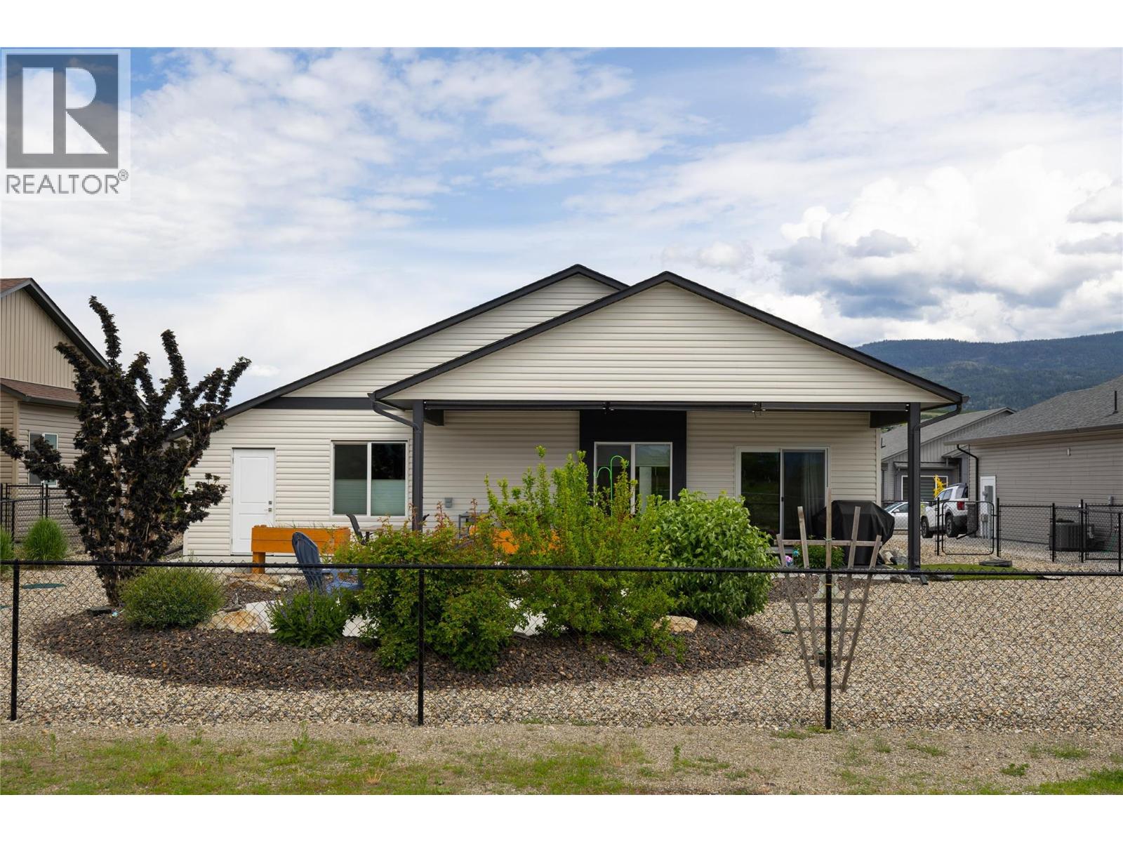 1105 11 Avenue, Vernon, British Columbia  V1H 1Z1 - Photo 10 - 10388238