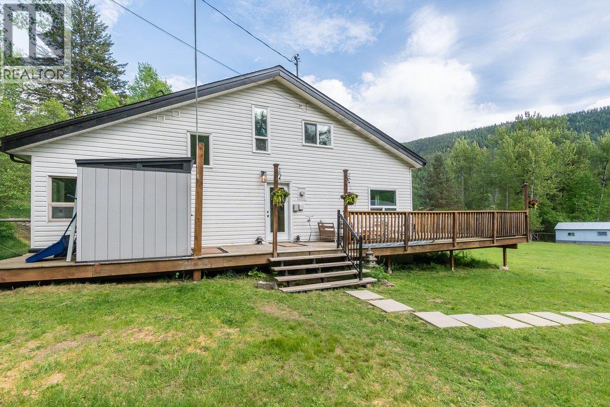 3678 Krestova Cemetery Road, Krestova, British Columbia  V0G 1H2 - Photo 43 - 10388229