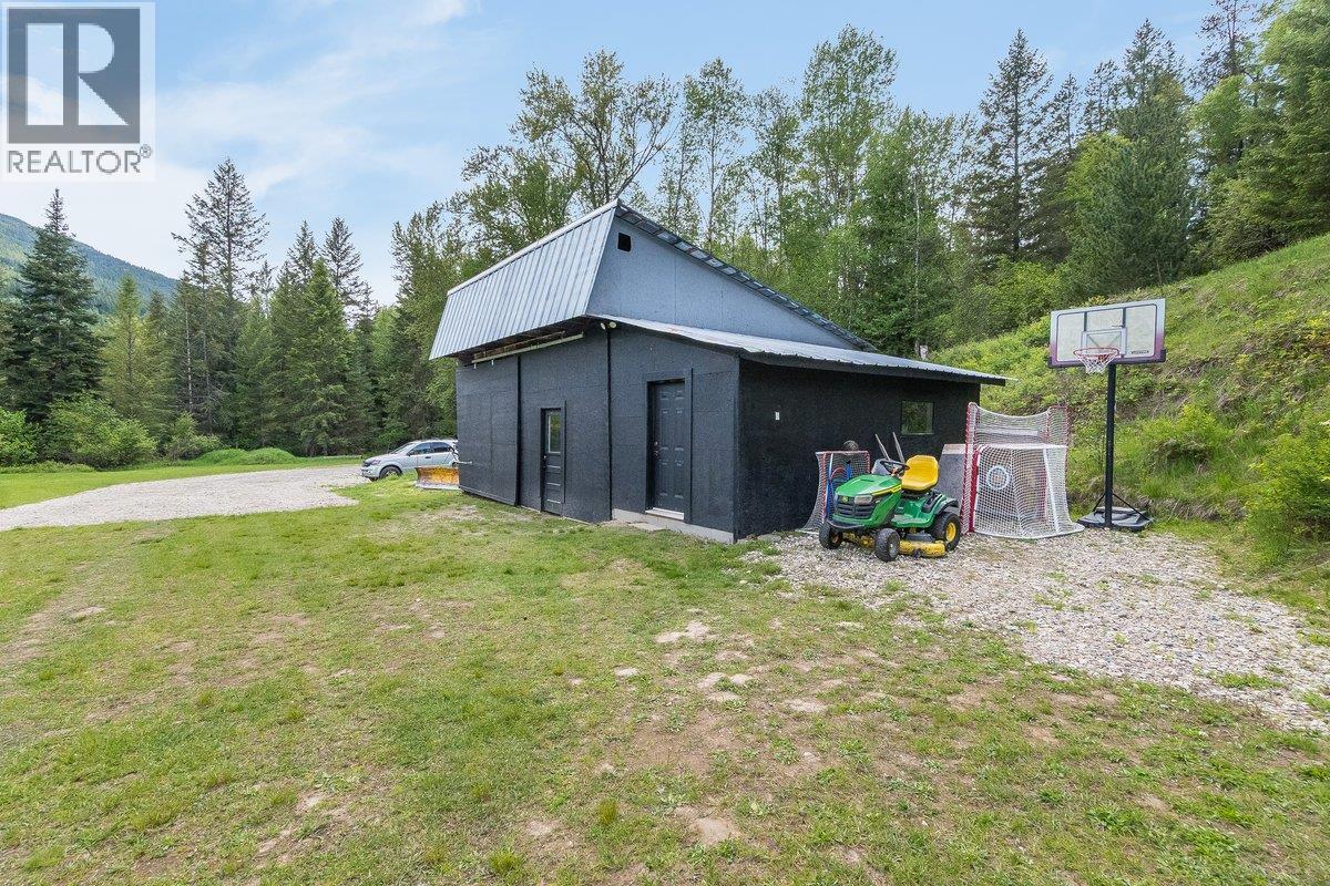 3678 Krestova Cemetery Road, Krestova, British Columbia  V0G 1H2 - Photo 44 - 10388229