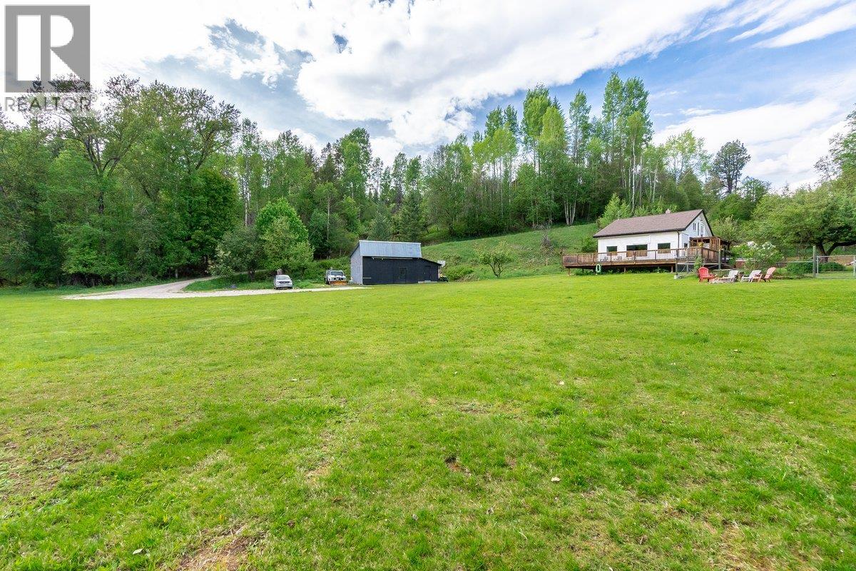 3678 Krestova Cemetery Road, Krestova, British Columbia  V0G 1H2 - Photo 53 - 10388229