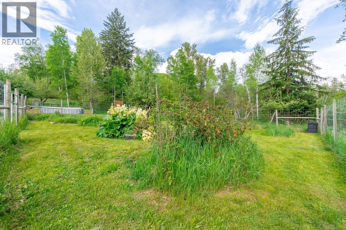 3678 Krestova Cemetery Road, Krestova, British Columbia  V0G 1H2 - Photo 56 - 10388229