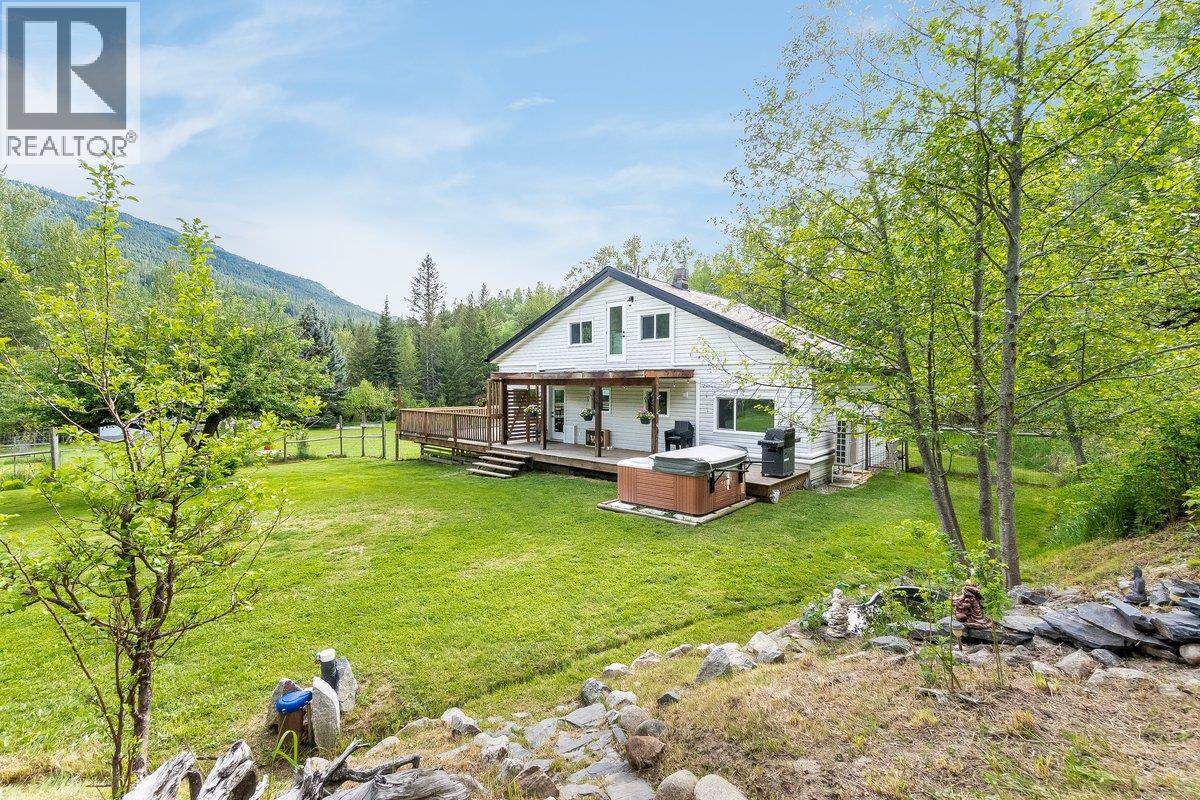 3678 Krestova Cemetery Road, Krestova, British Columbia  V0G 1H2 - Photo 62 - 10388229