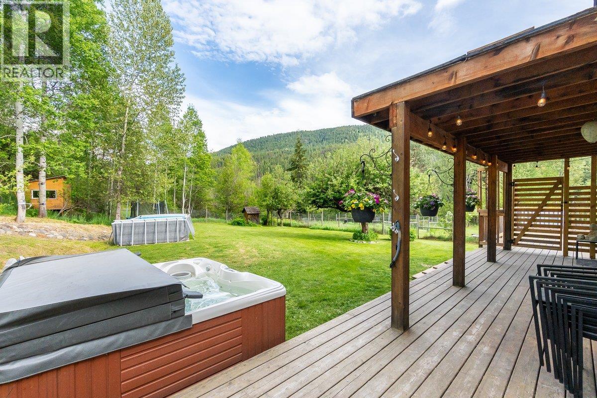 3678 Krestova Cemetery Road, Krestova, British Columbia  V0G 1H2 - Photo 68 - 10388229