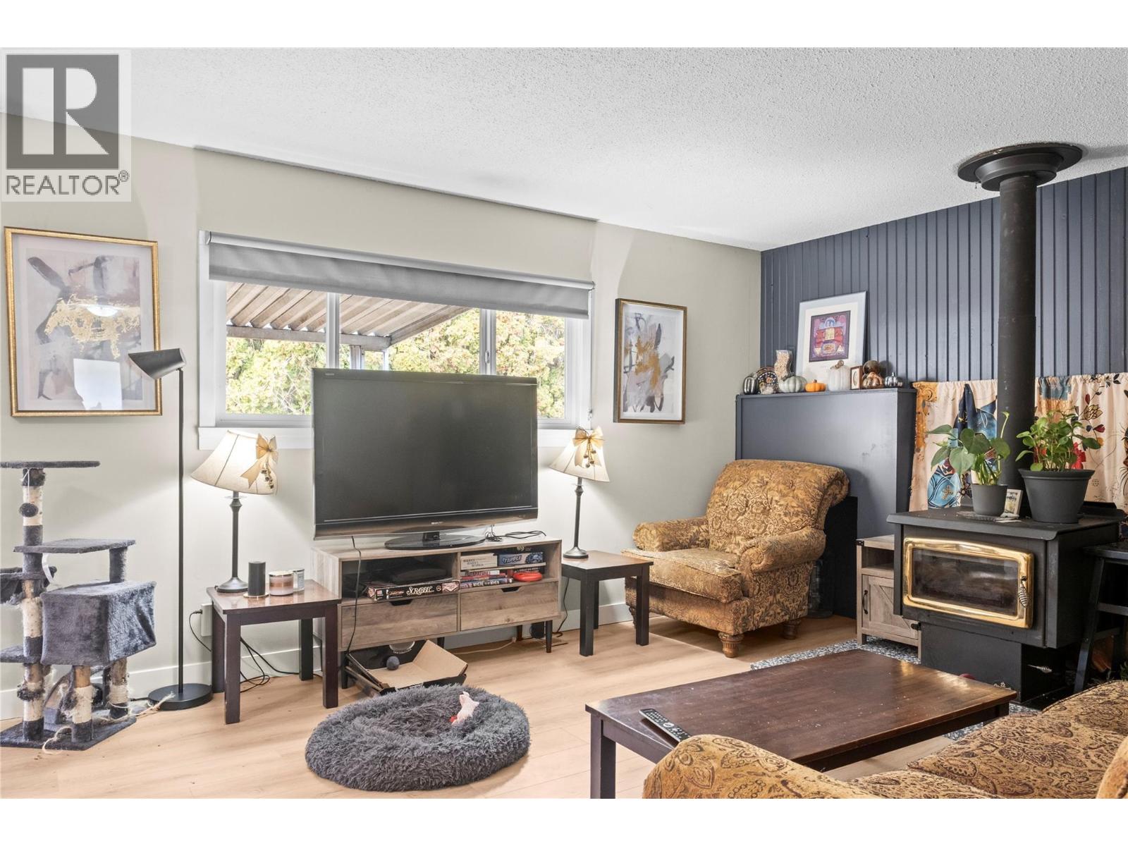 6699 Scott Road, Vernon, British Columbia  V1H 1N4 - Photo 8 - 10386479