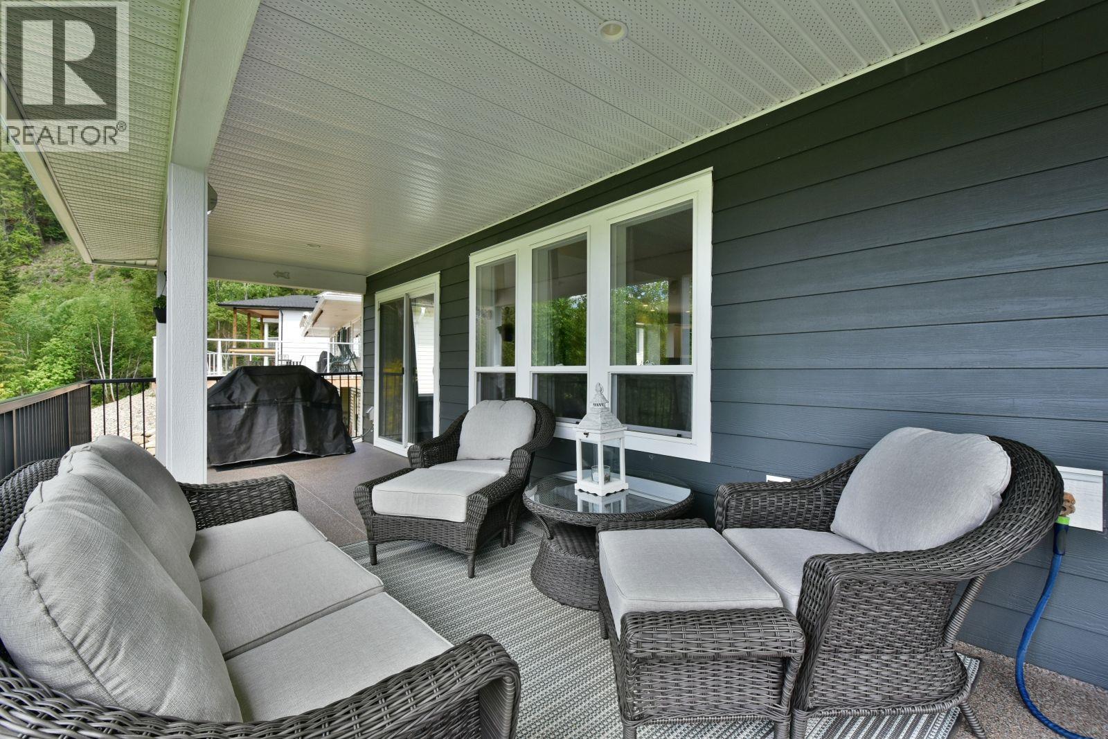 2592 Alpen Paradies Road Unit# 38, Blind Bay, British Columbia  V0E 1H1 - Photo 28 - 10387905