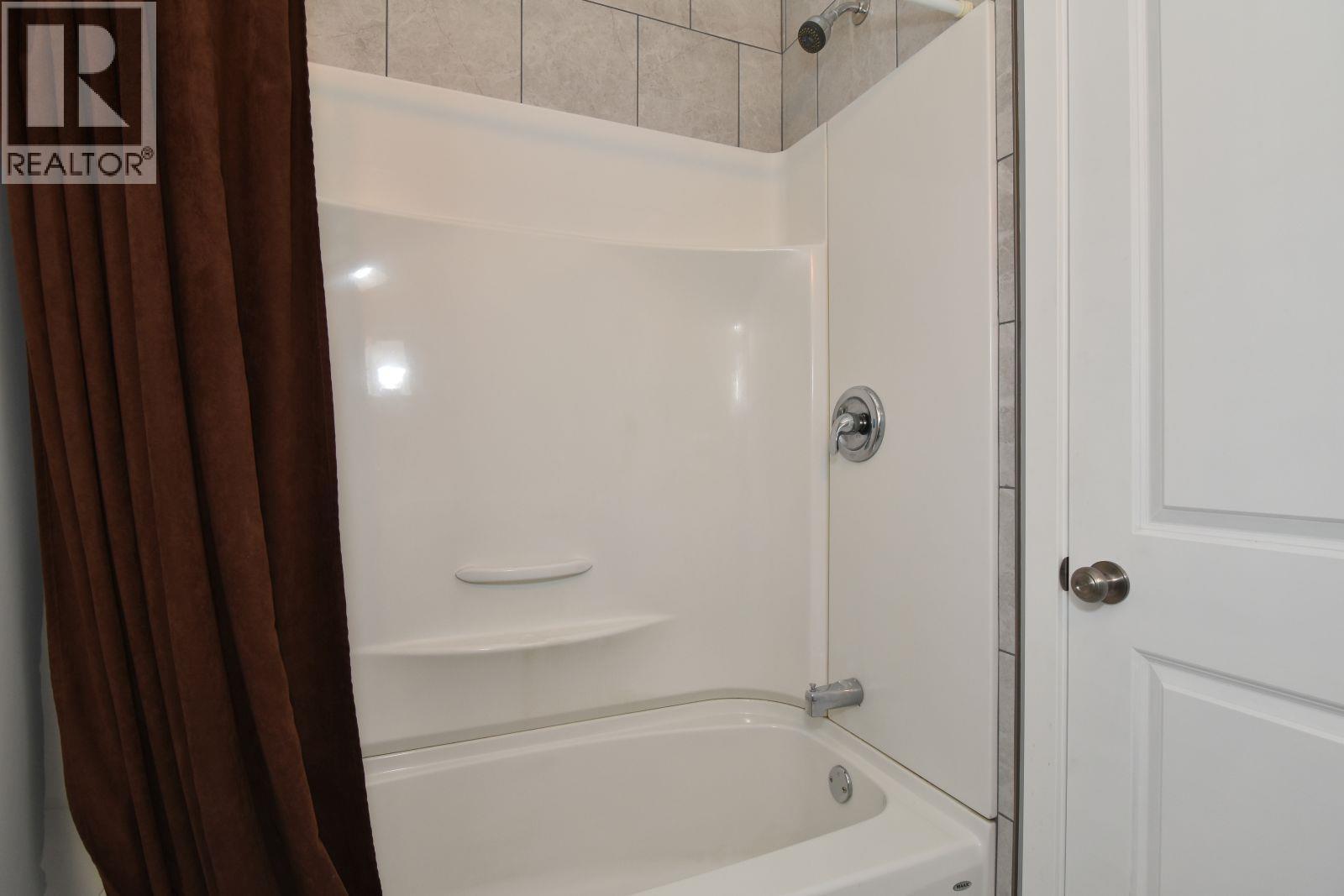 2592 Alpen Paradies Road Unit# 38, Blind Bay, British Columbia  V0E 1H1 - Photo 47 - 10387905