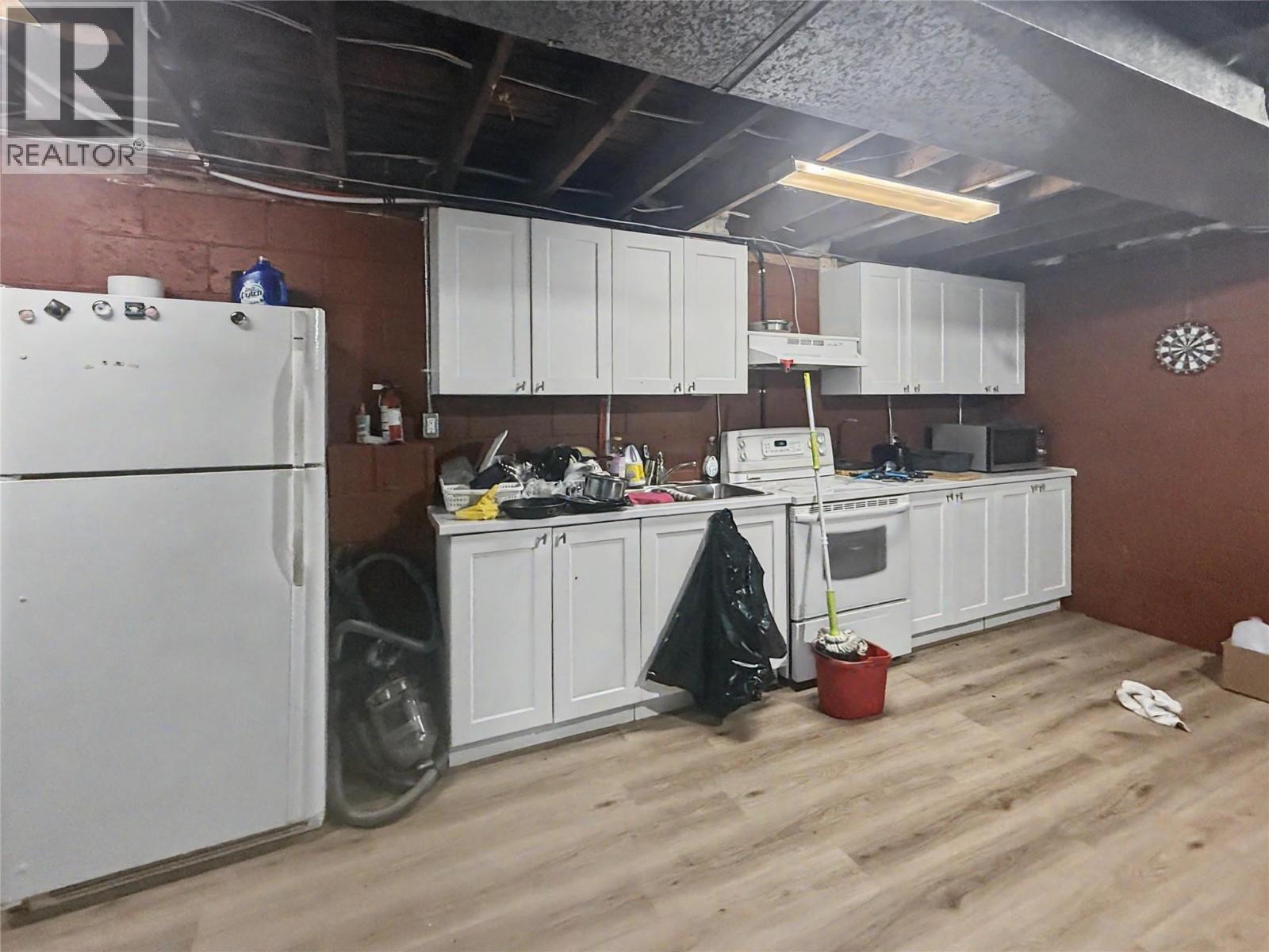 7461 2nd Street, Grand Forks, British Columbia  V0H 1H0 - Photo 6 - 10388007