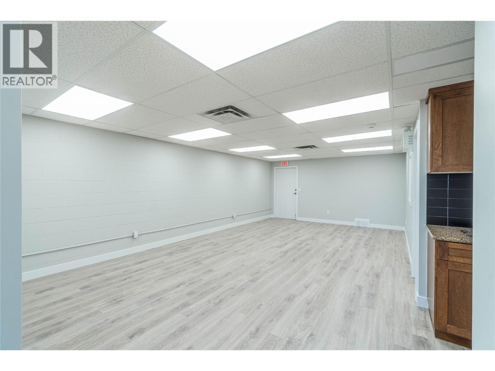 1383 Mcgill Road Unit# 102, Kamloops, British Columbia  V2C 6K2 - Photo 10 - 10345809
