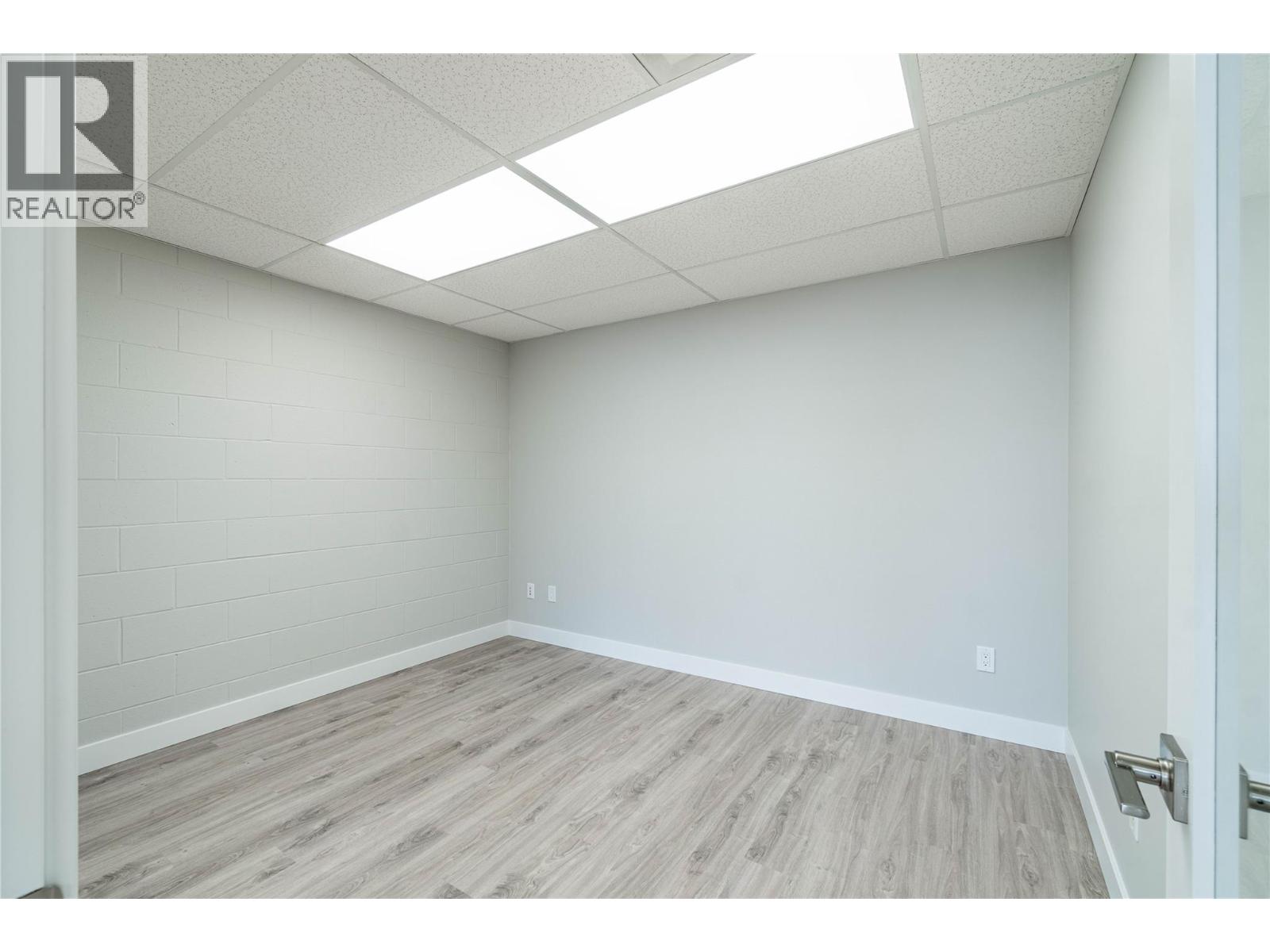 1383 Mcgill Road Unit# 102, Kamloops, British Columbia  V2C 6K2 - Photo 29 - 10345809