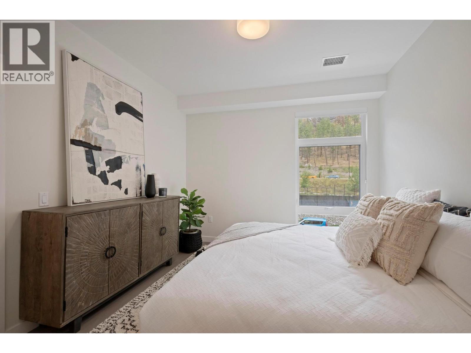 9652 Benchland Drive Unit# 202, Lake Country, British Columbia  V4V 0C5 - Photo 11 - 10388180