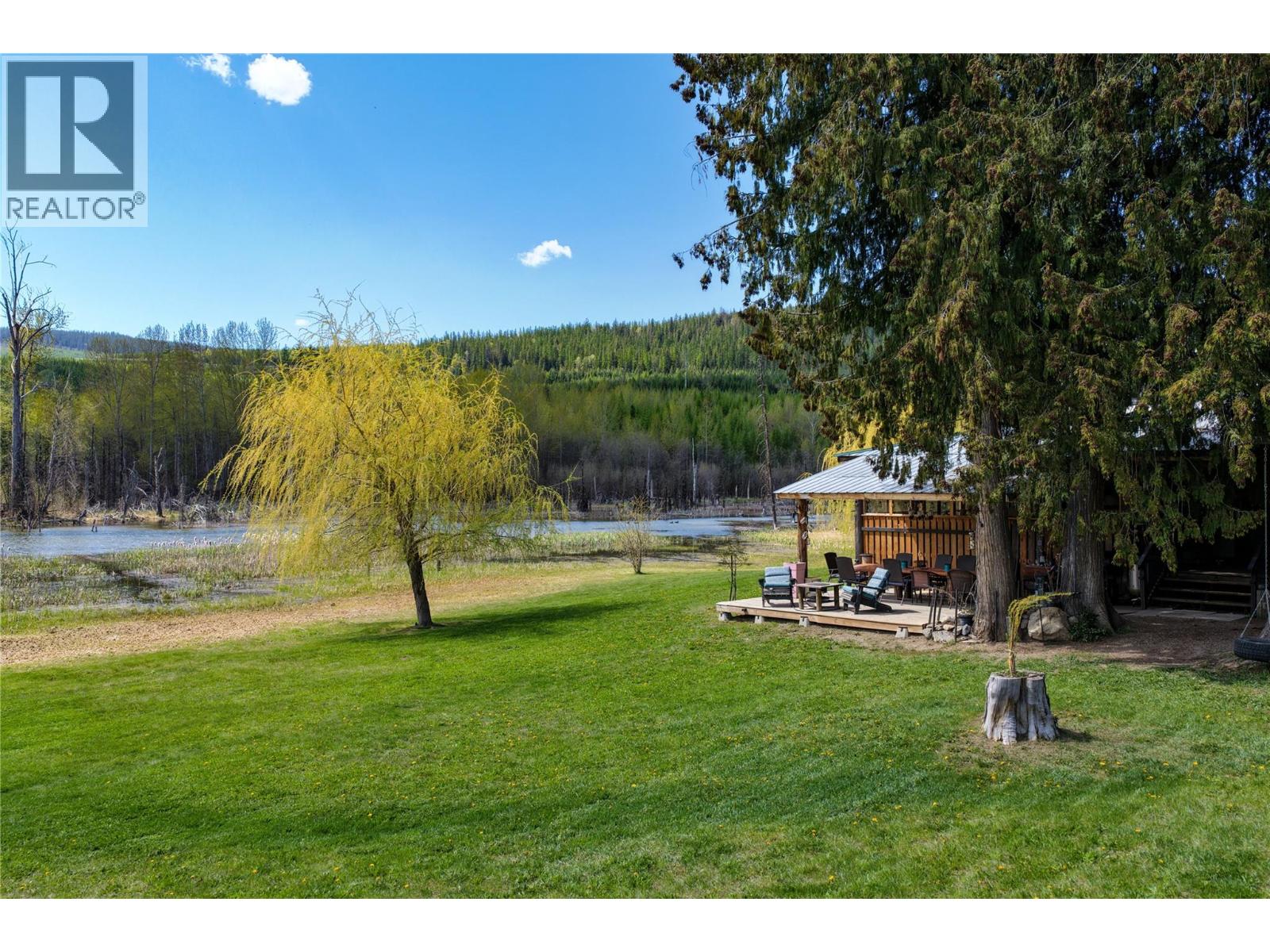 650 Trinity Valley Road, Lumby, British Columbia  V0E 2G4 - Photo 3 - 10388122