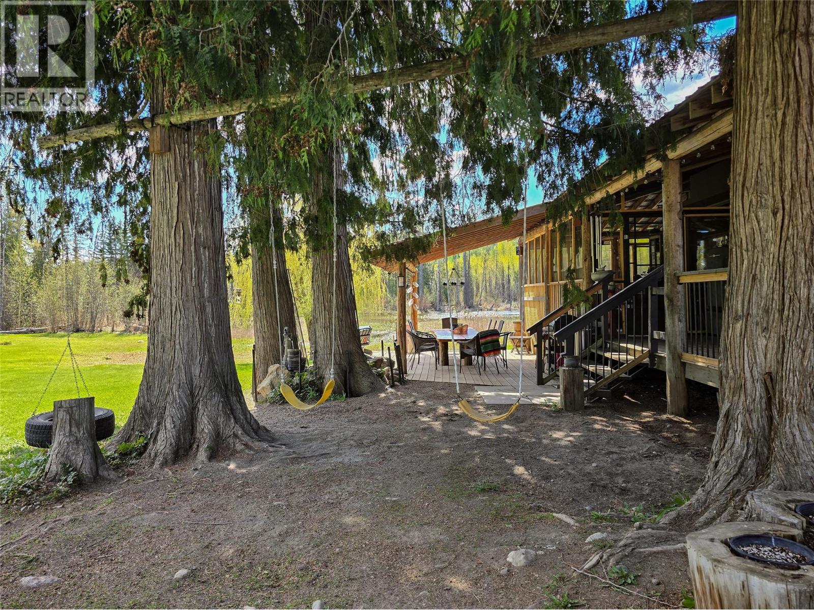 650 Trinity Valley Road, Lumby, British Columbia  V0E 2G4 - Photo 6 - 10388122