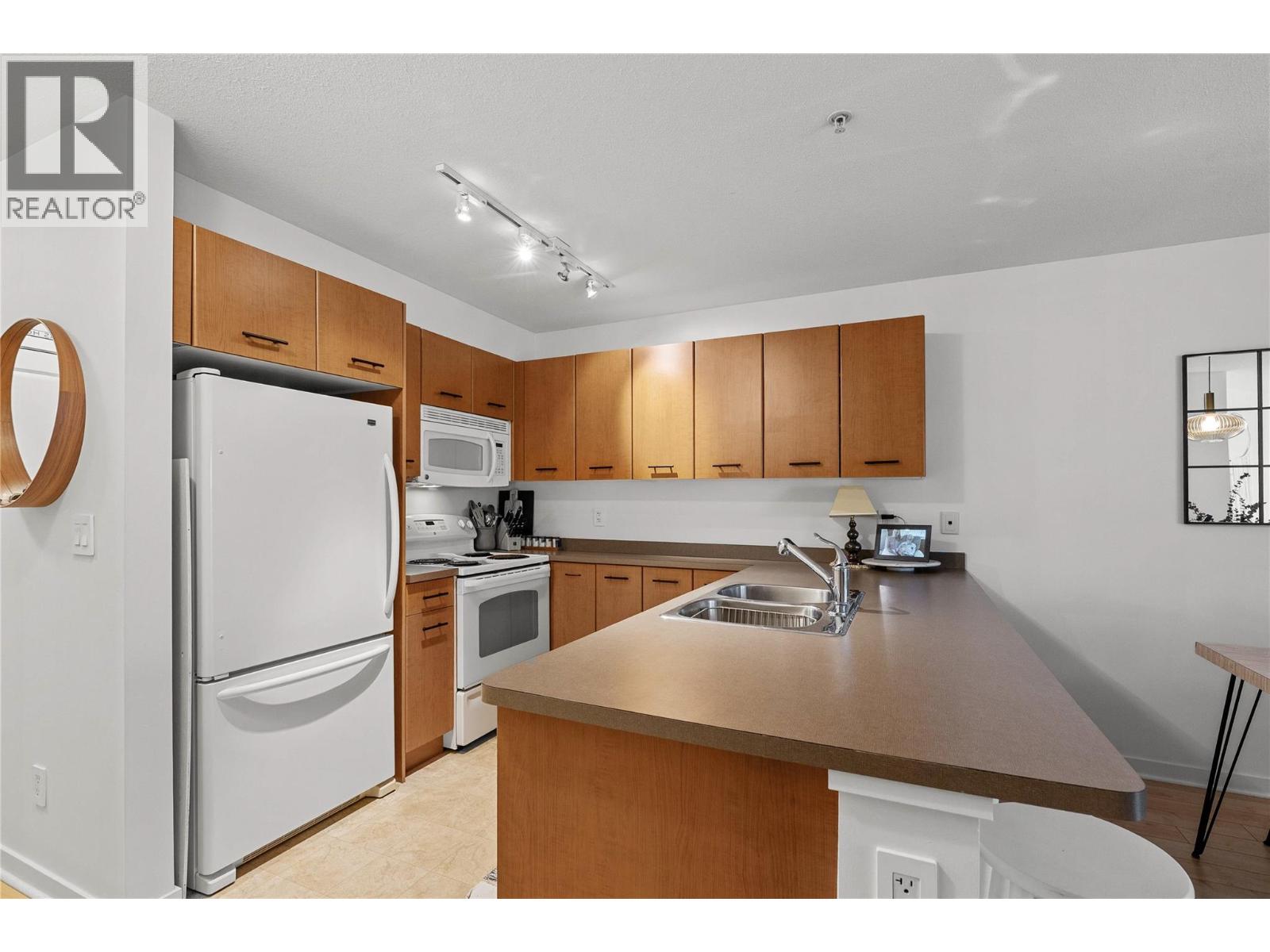 539 Yates Road Unit# 107, Kelowna, British Columbia  V1V 2T8 - Photo 6 - 10387632