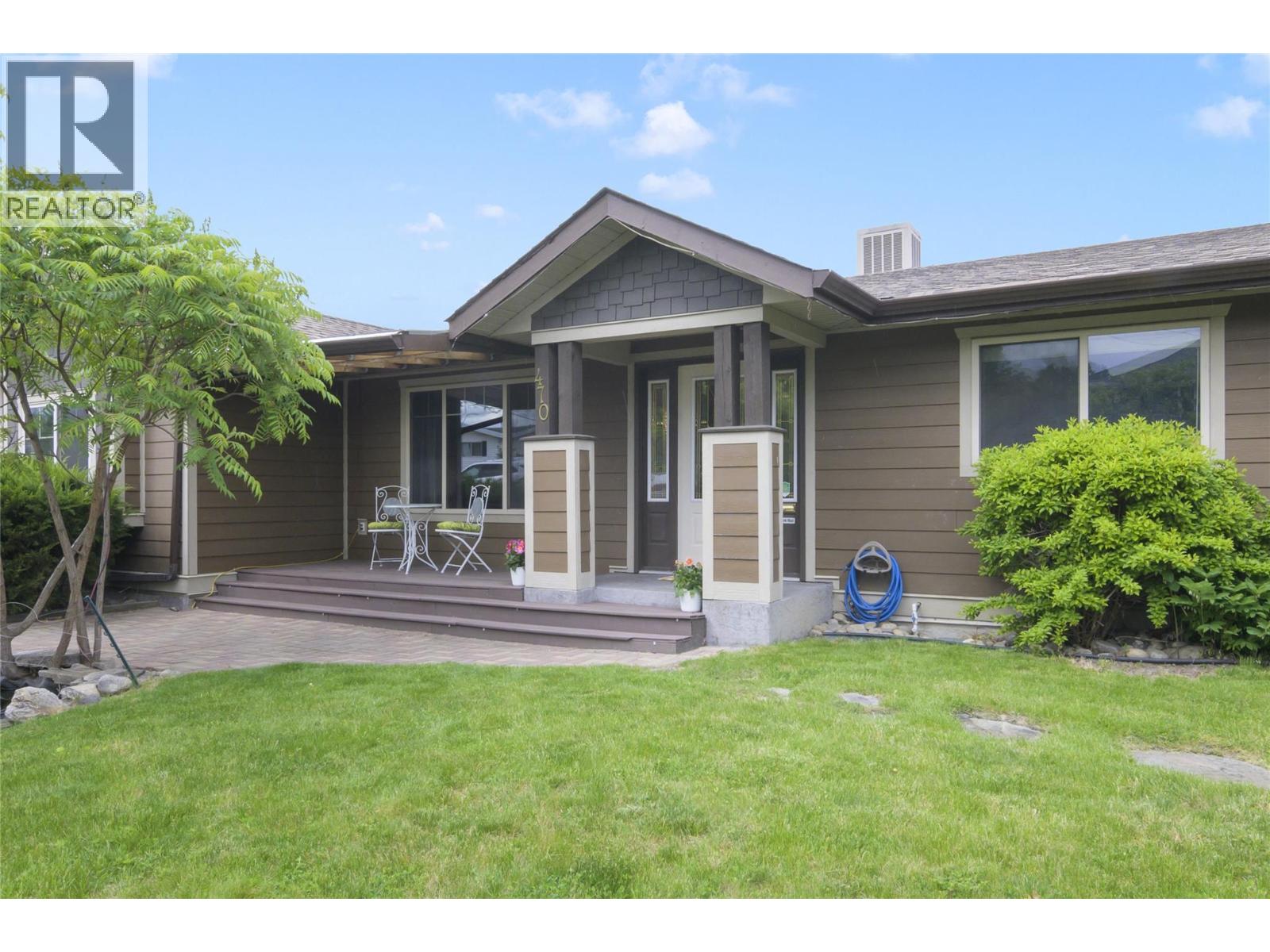 470 Vista Road, Kelowna, British Columbia  V1X 3S7 - Photo 1 - 10388217