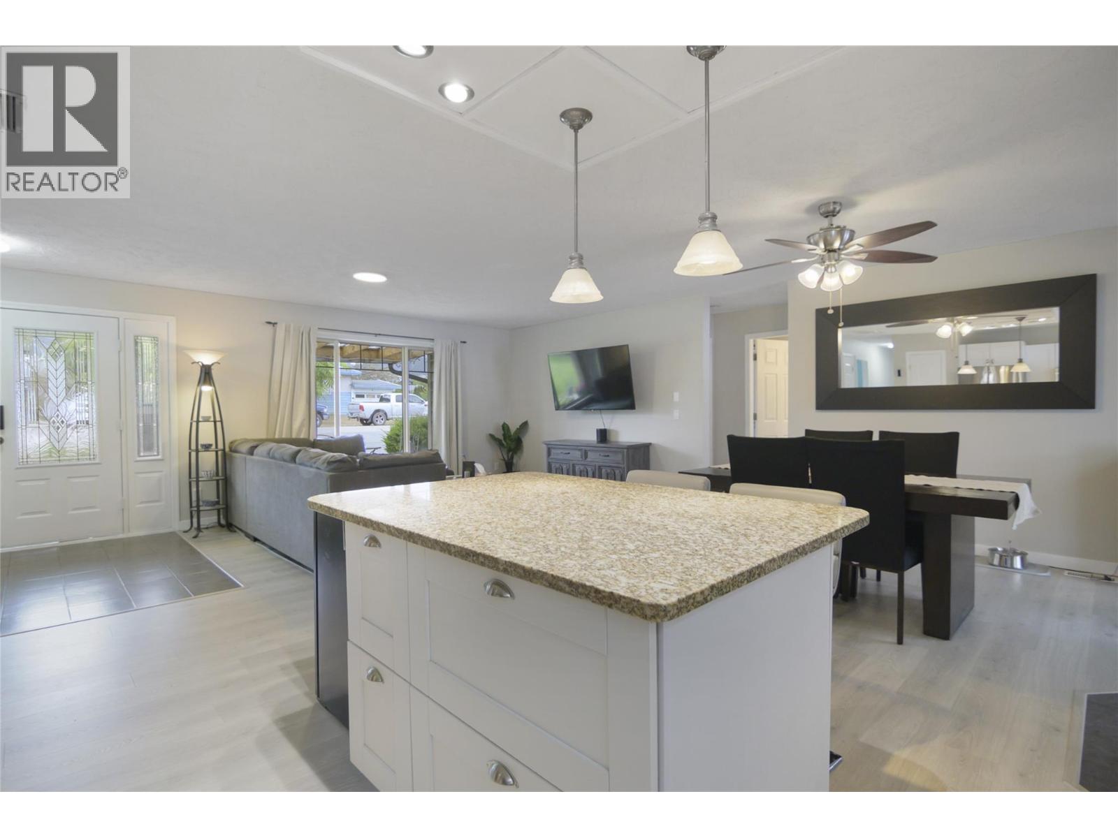 470 Vista Road, Kelowna, British Columbia  V1X 3S7 - Photo 13 - 10388217