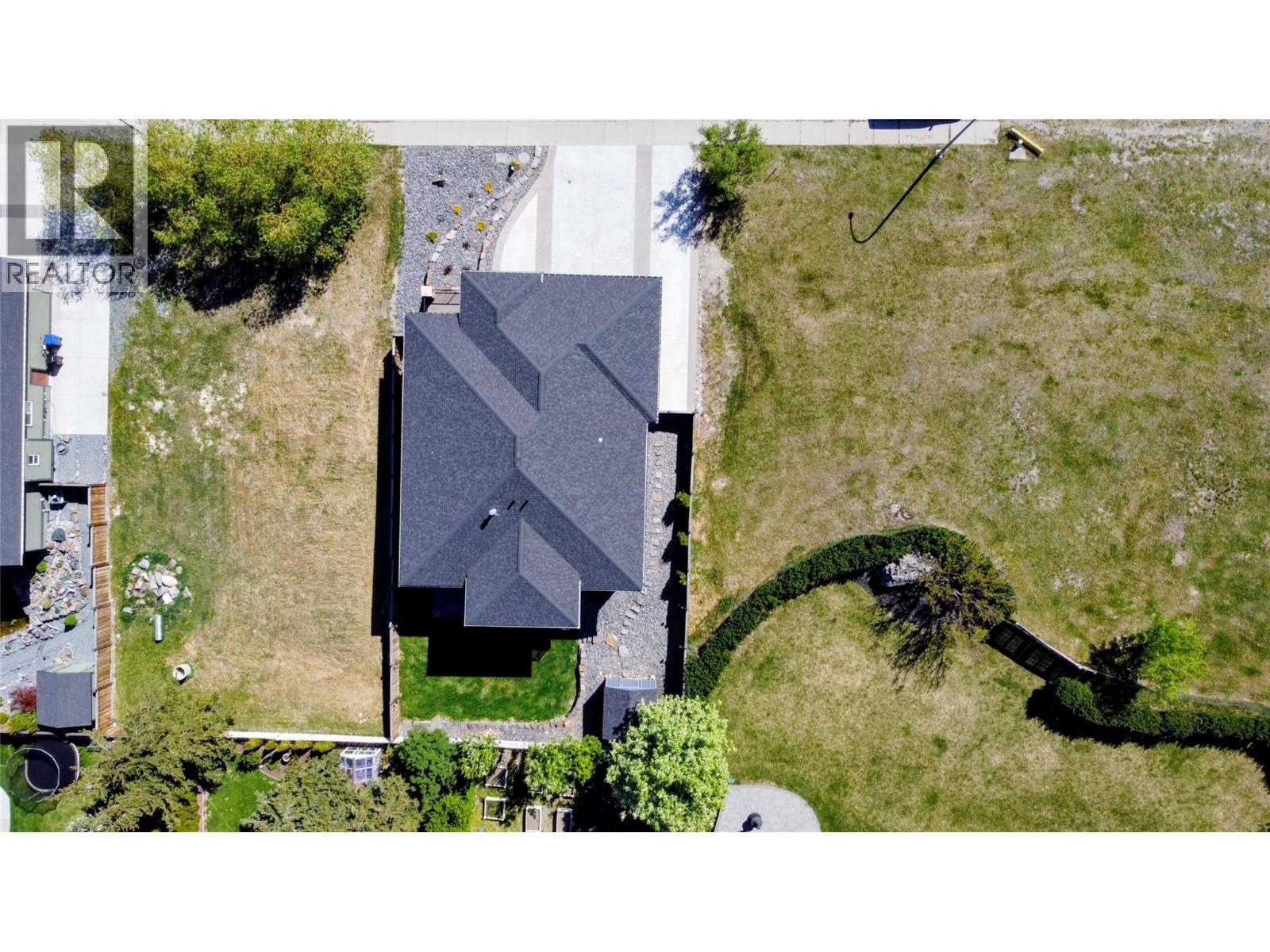 1609 8 Avenue S, Cranbrook, British Columbia  V1C 5N9 - Photo 4 - 10388179