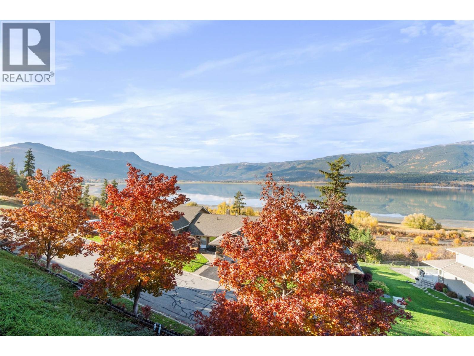 4483 14 Street Ne, Salmon Arm, British Columbia  V1E 1P9 - Photo 3 - 10388096