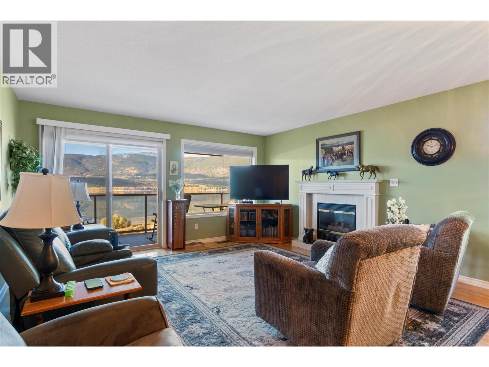 4483 14 Street Ne, Salmon Arm, British Columbia  V1E 1P9 - Photo 6 - 10388096