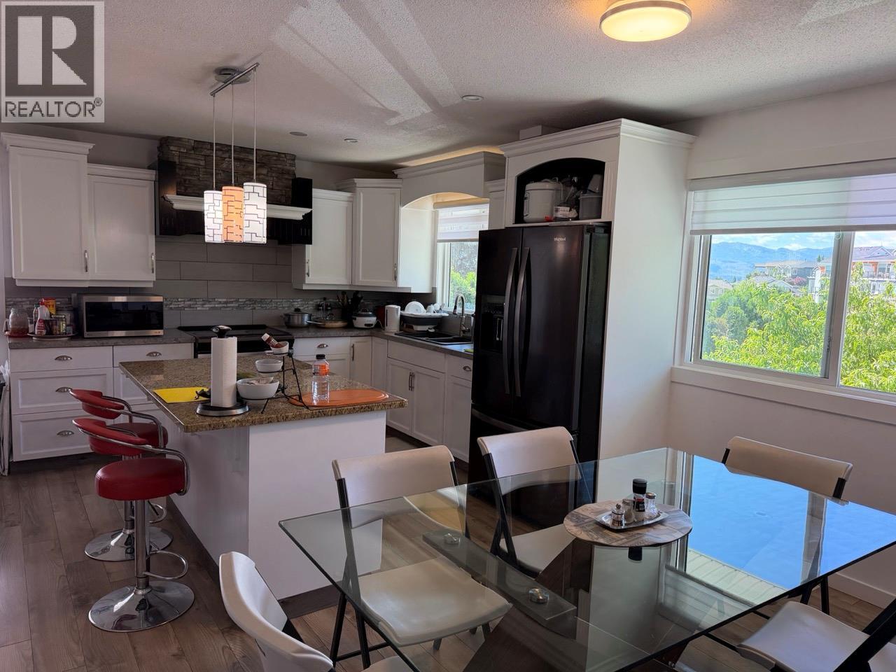 647 Clifton Road, Kelowna, British Columbia  V1V 1A7 - Photo 5 - 10387941