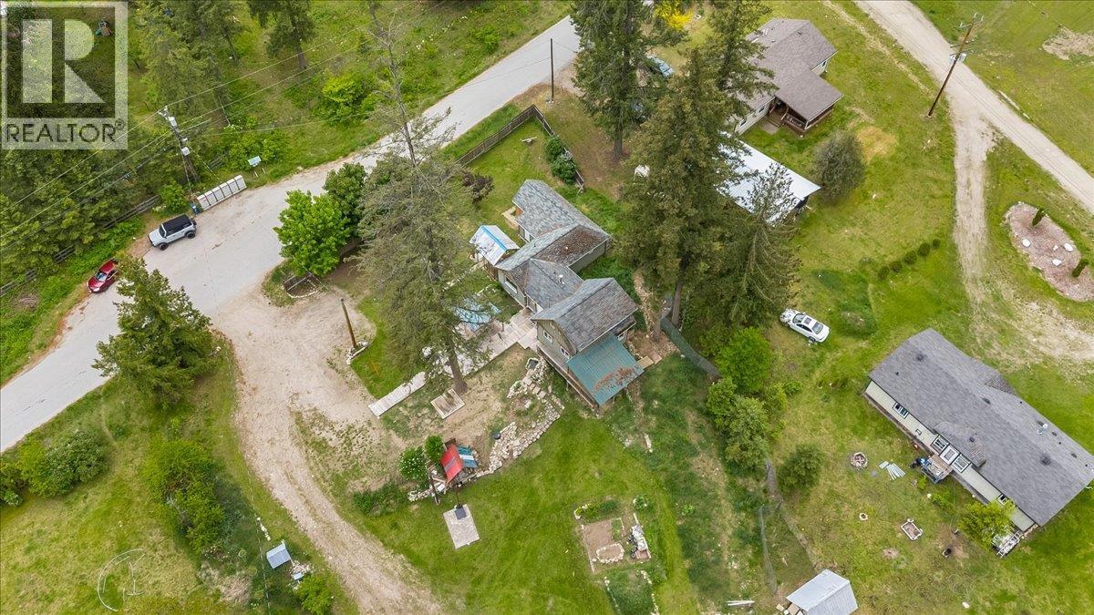 2018 Tarrys Road, Castlegar, British Columbia  V1N 4N1 - Photo 3 - 10387871