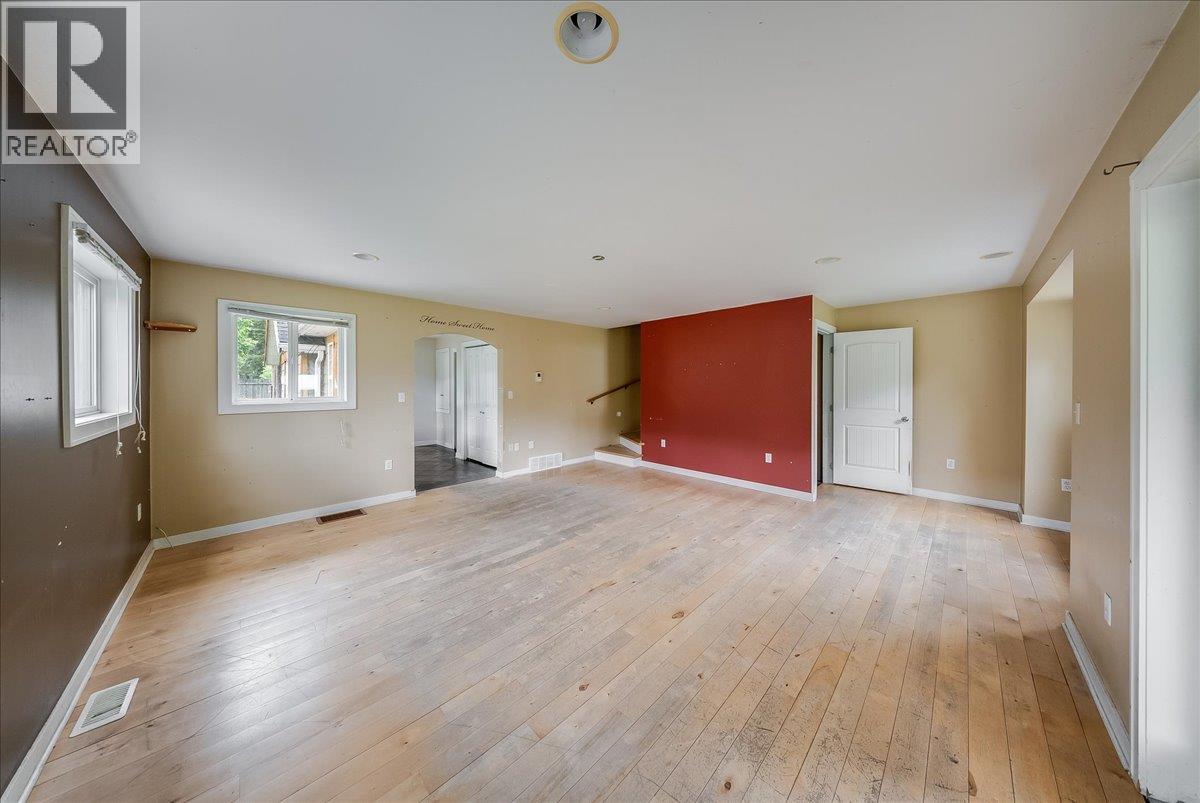 2018 Tarrys Road, Castlegar, British Columbia  V1N 4N1 - Photo 43 - 10387871