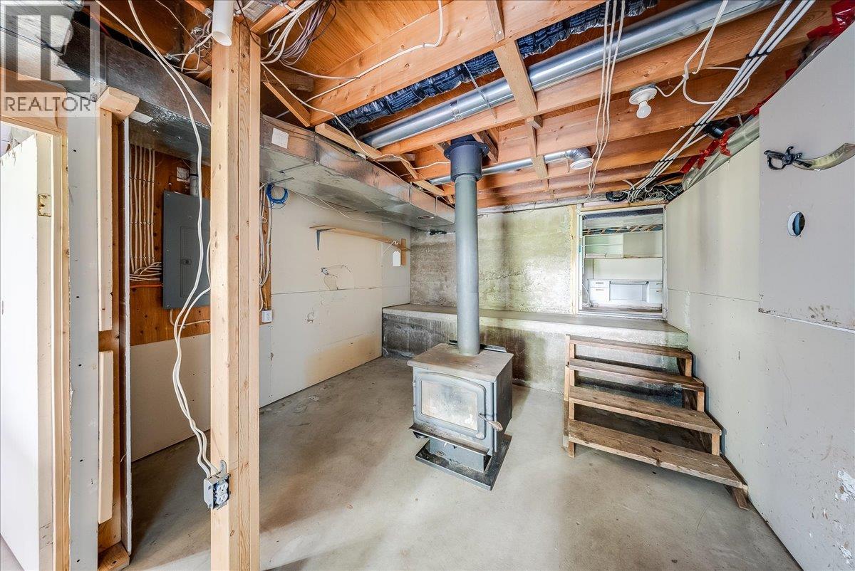 2018 Tarrys Road, Castlegar, British Columbia  V1N 4N1 - Photo 53 - 10387871