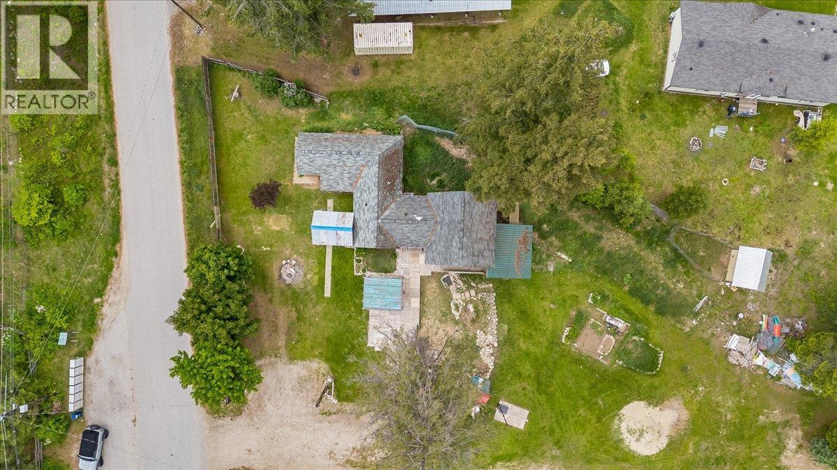 2018 Tarrys Road, Castlegar, British Columbia  V1N 4N1 - Photo 7 - 10387871