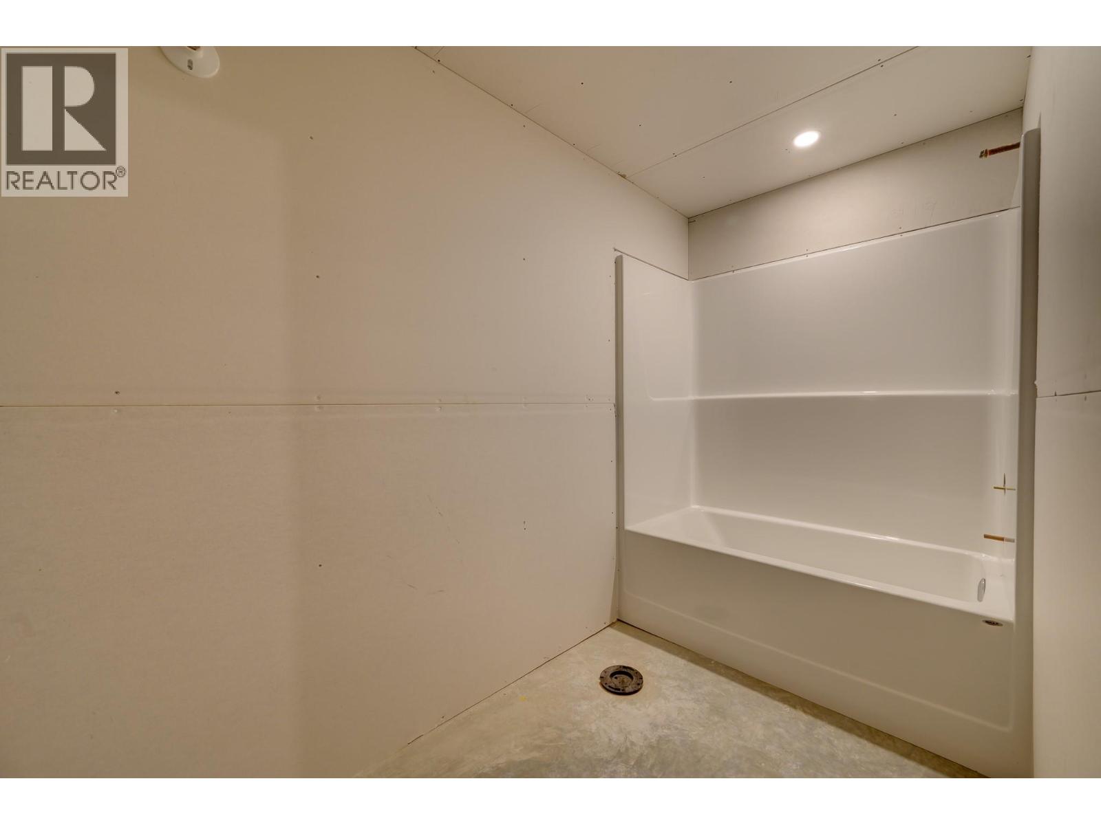 220 Shepherd Road Unit# 2, Chase, British Columbia  V0E 1M1 - Photo 17 - 10388221