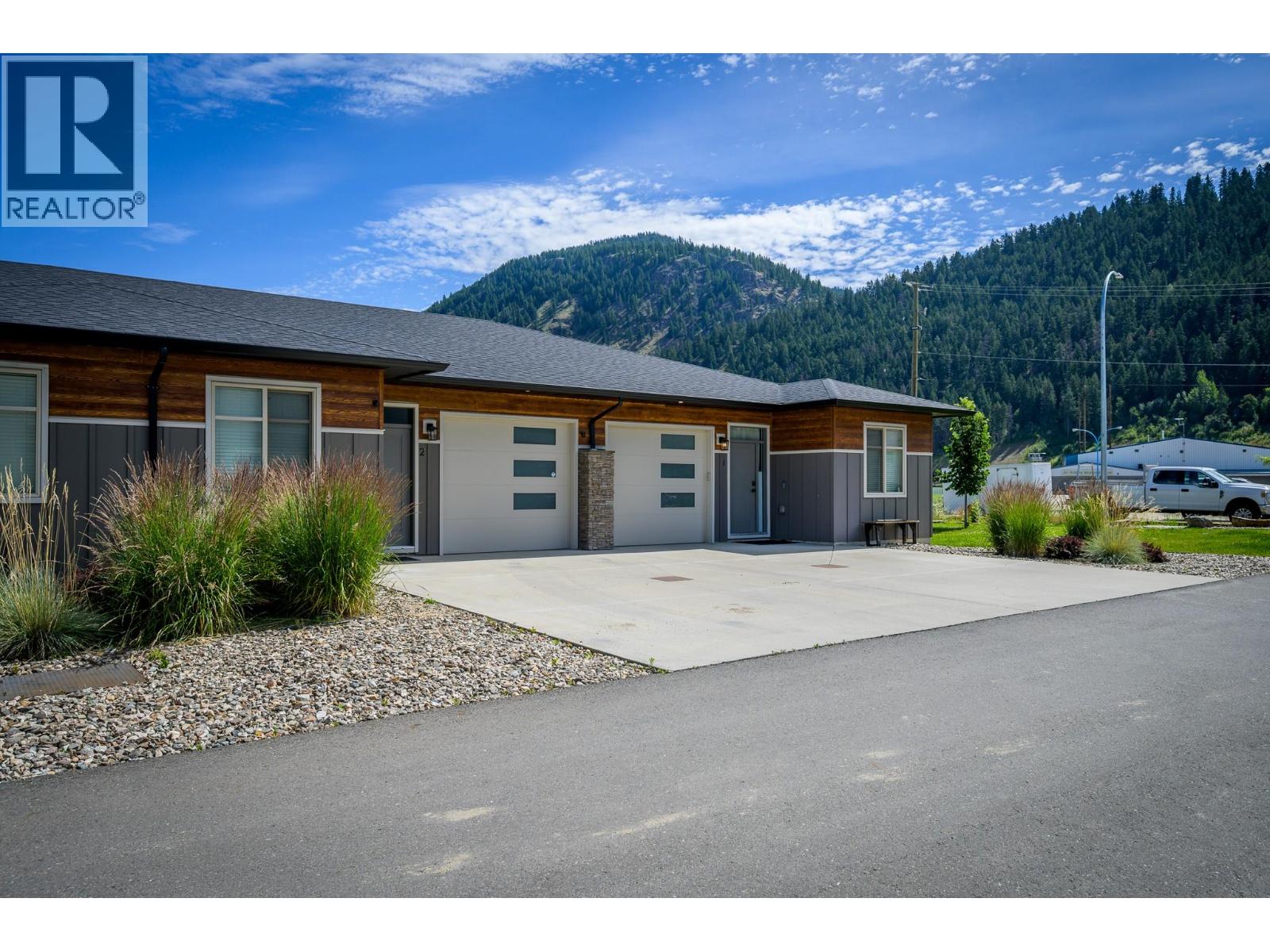 220 Shepherd Road Unit# 2, Chase, British Columbia  V0E 1M1 - Photo 2 - 10388221