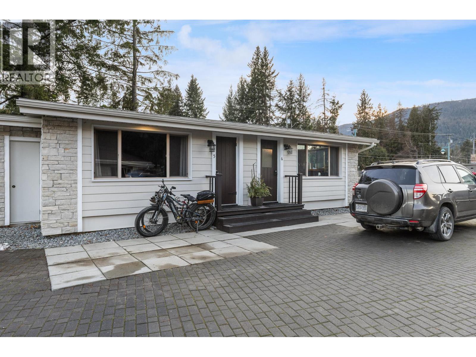 1210 Paradise Avenue, Sicamous, British Columbia  V0E 0E8 - Photo 61 - 10388216