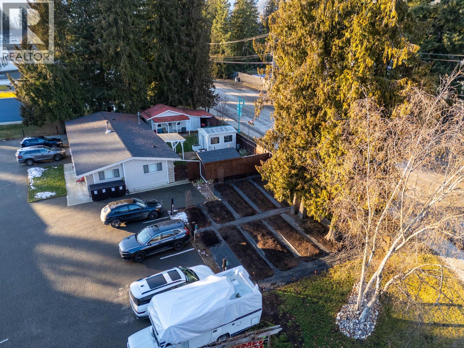 1210 Paradise Avenue, Sicamous, British Columbia  V0E 0E8 - Photo 69 - 10388216