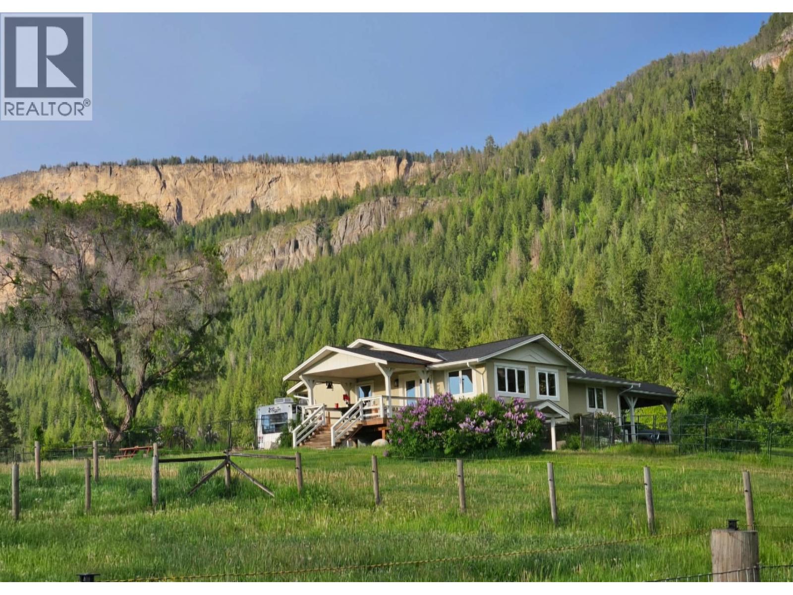 270 Brash-Allen Road, Enderby, British Columbia  V0E 1V4 - Photo 1 - 10387505