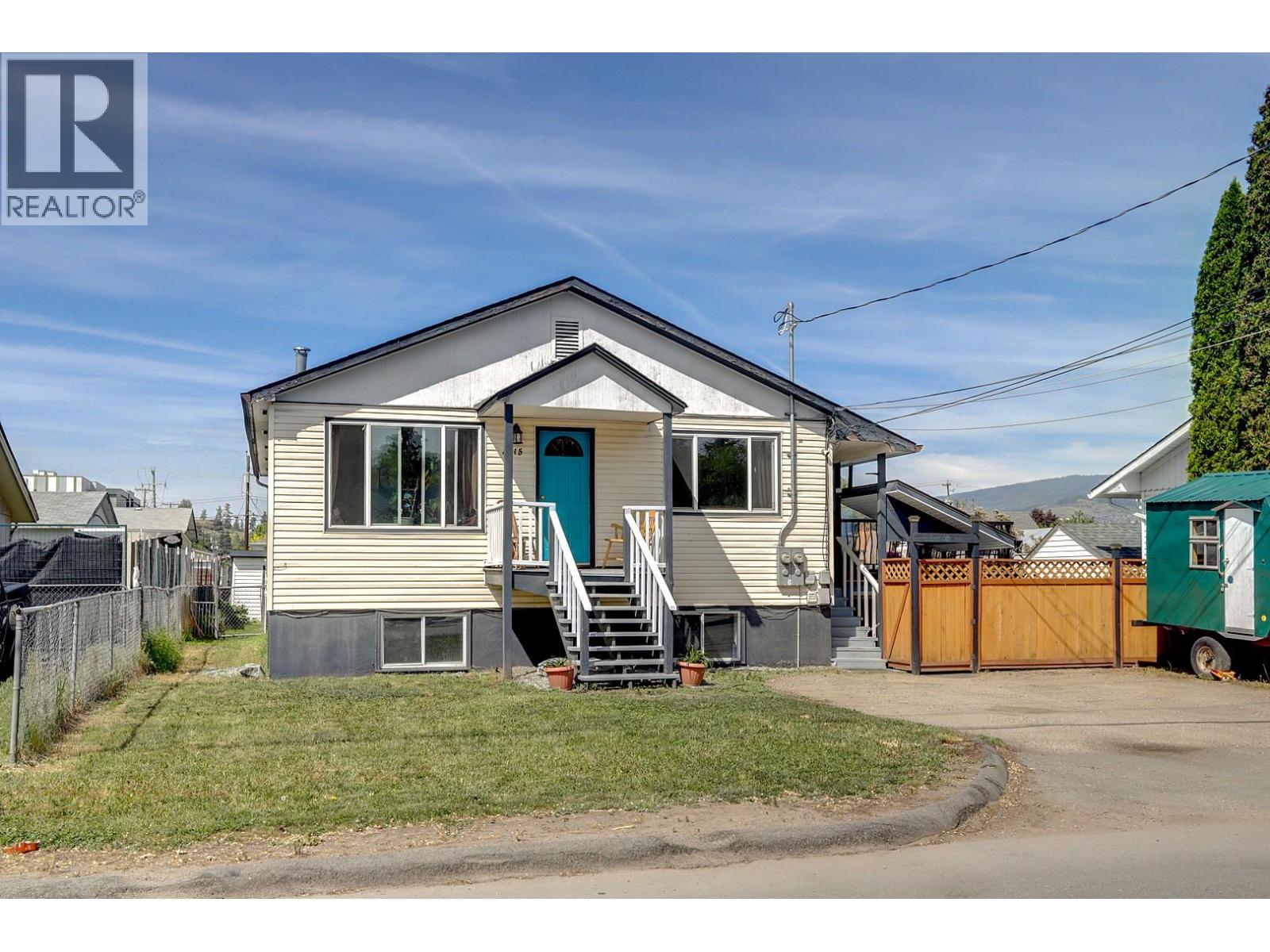 3415 24 Avenue, Vernon, British Columbia  V1T 1L7 - Photo 2 - 10387116