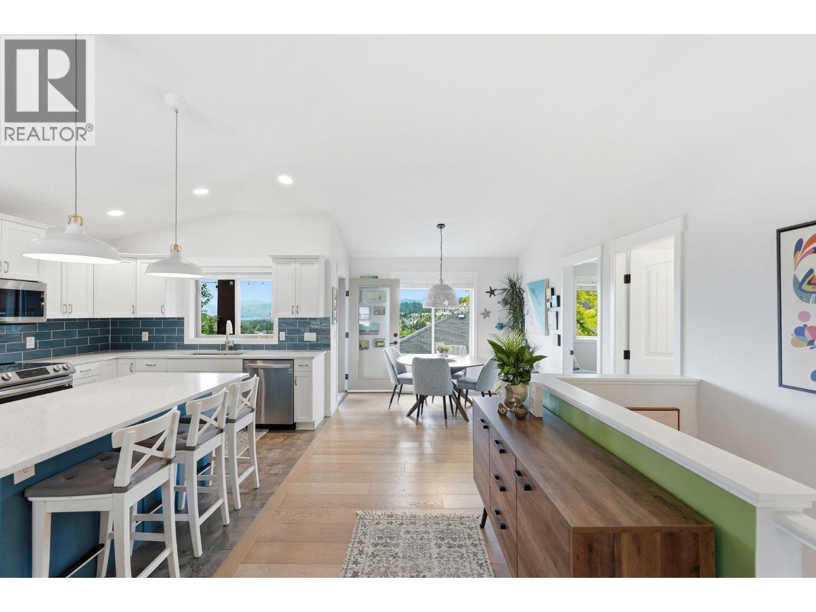 2040 Rosealee Lane Unit# 15, West Kelowna, British Columbia  V1Z 4C5 - Photo 6 - 10385951