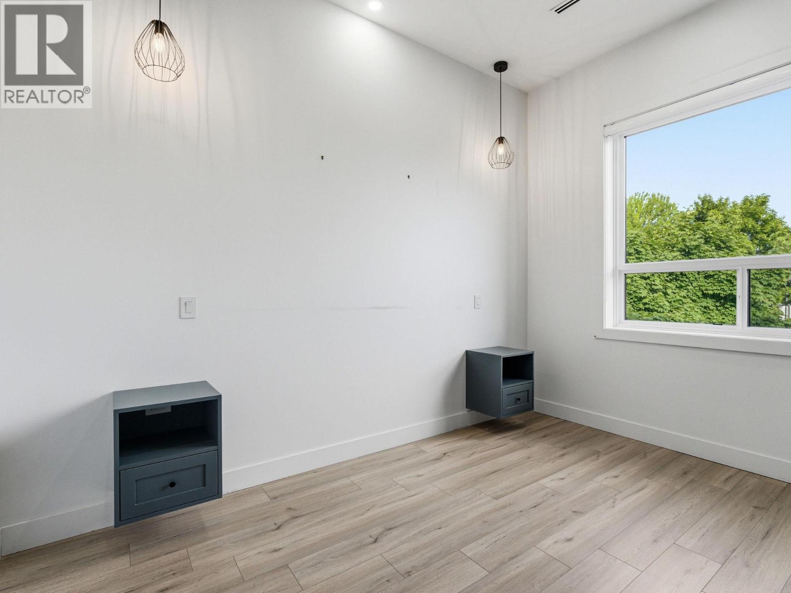 5300 Hedeman Court, Kelowna, British Columbia  V1W 5A3 - Photo 22 - 10388327